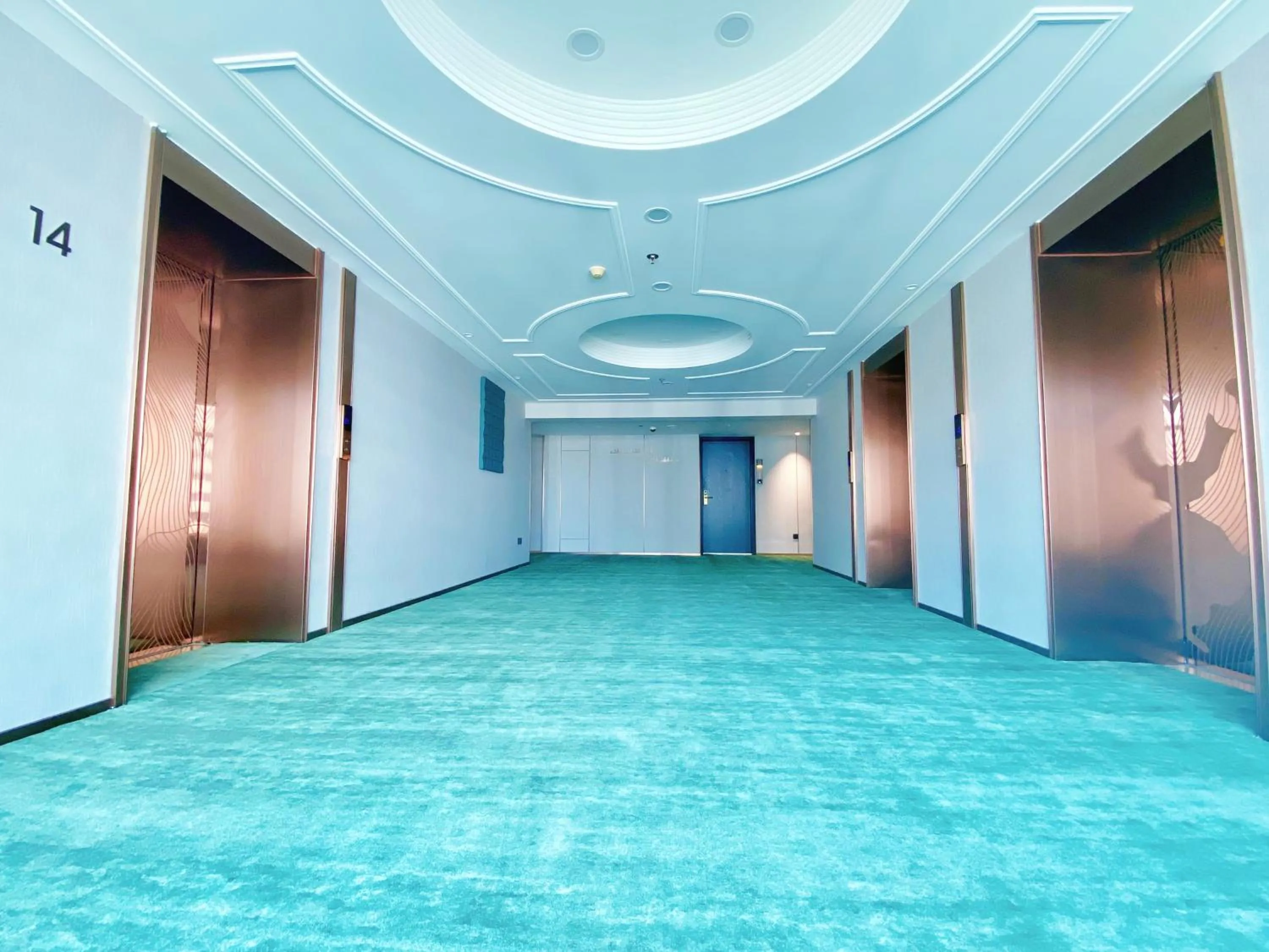 Ramada by Wyndham Pearl Guangzhou-Canton Fair Free Shuttle Bus