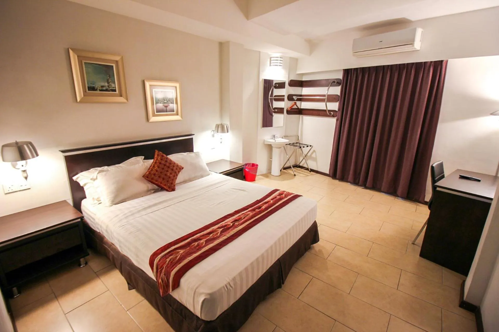 Bedroom, Bed in Ipoh Concept Services