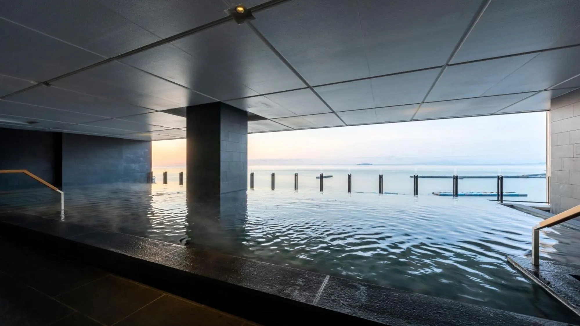 Open Air Bath in Pearl Star Hotel ATAMI