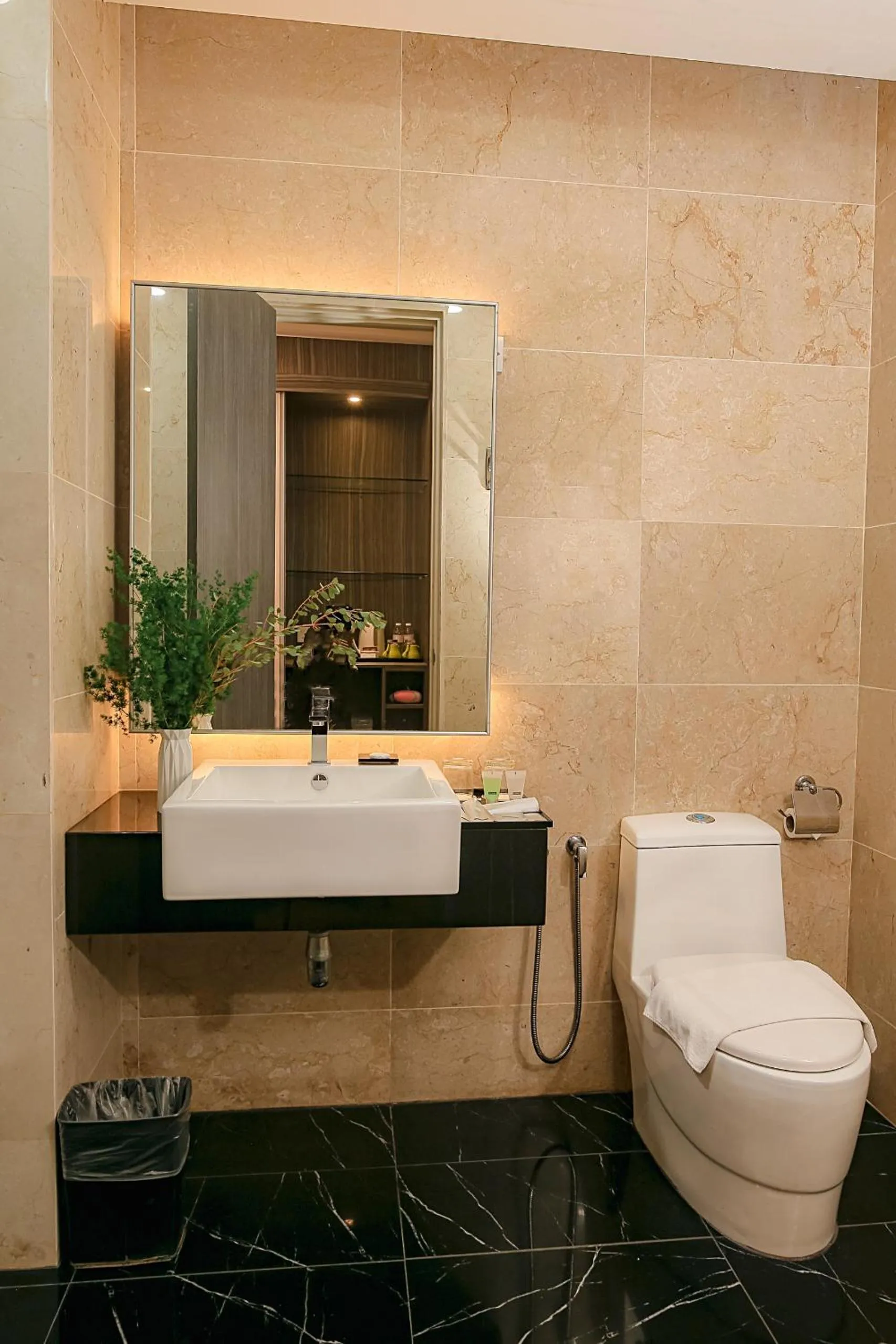 Toilet in Bahang Bay Hotel