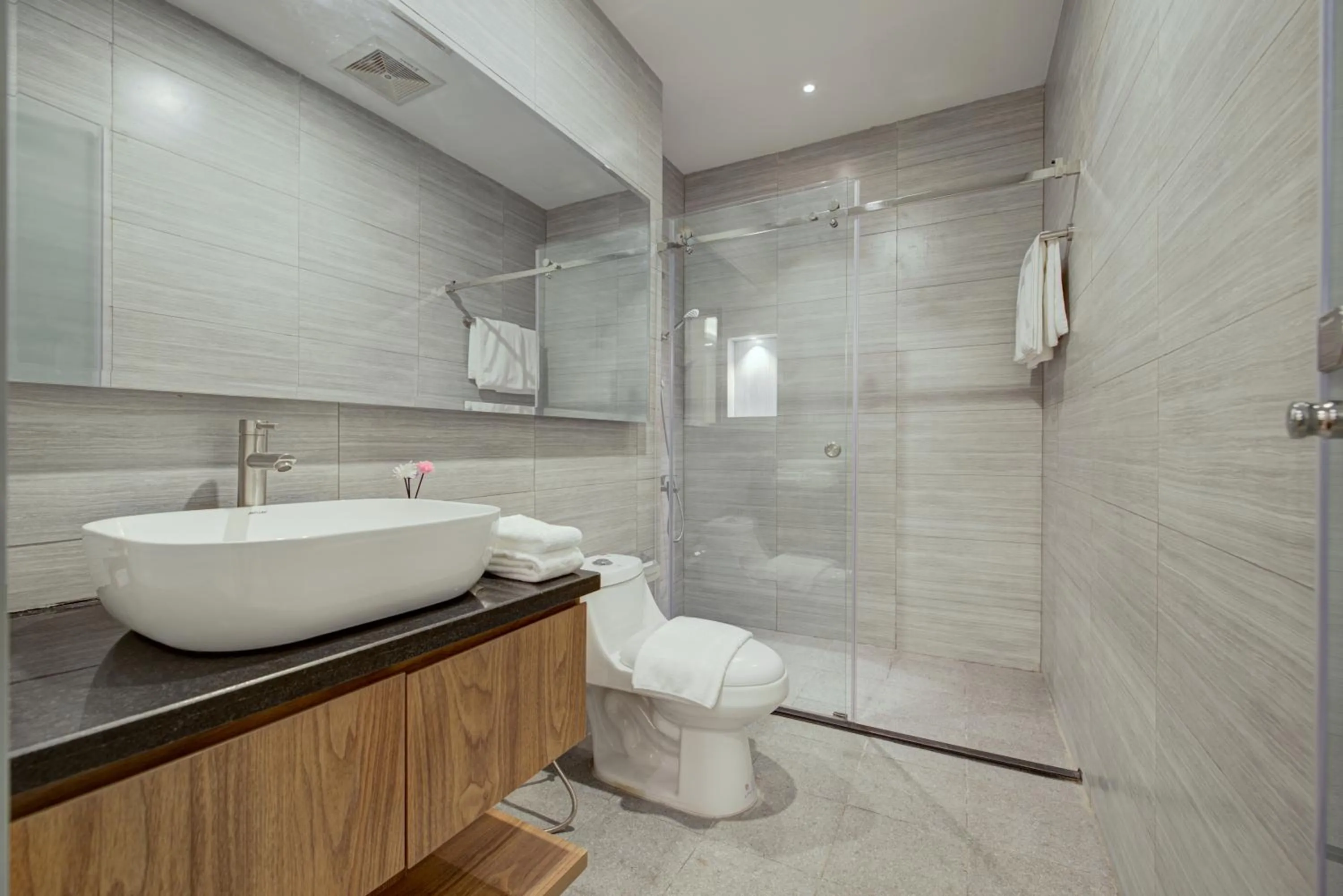 Toilet in Sky Tree Hotel by New World Hospitality