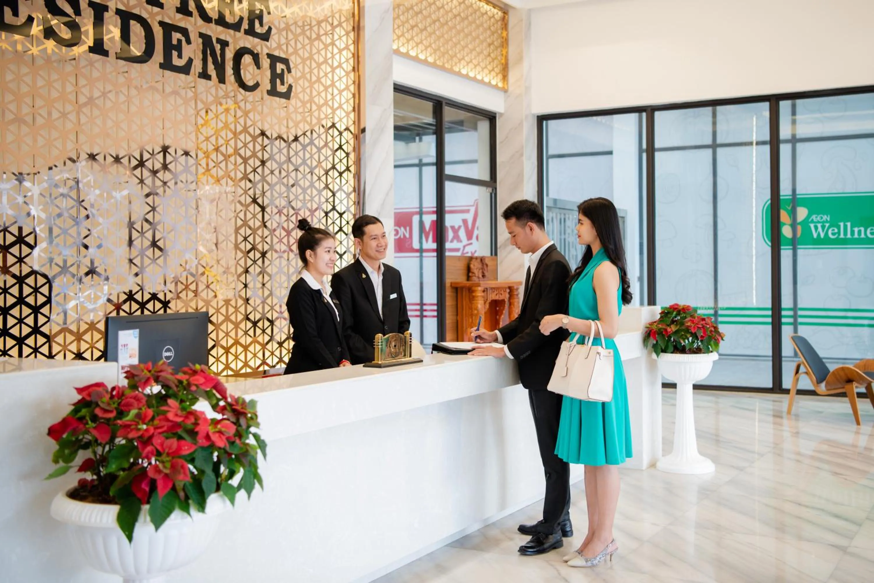 Lobby or reception in Sky Tree Hotel by New World Hospitality