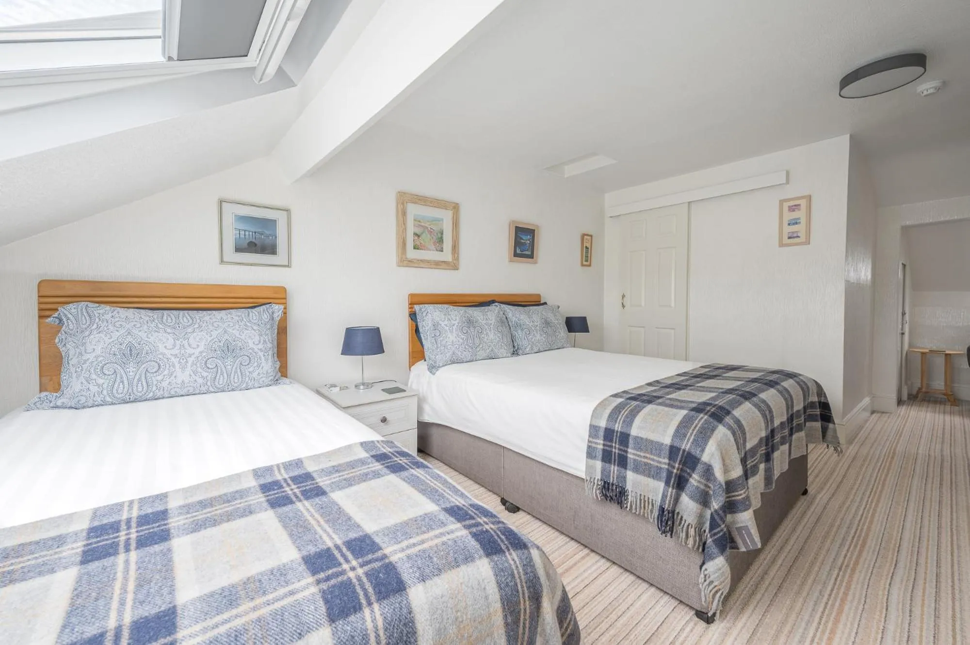 Bedroom, Bed in Blue Swallow