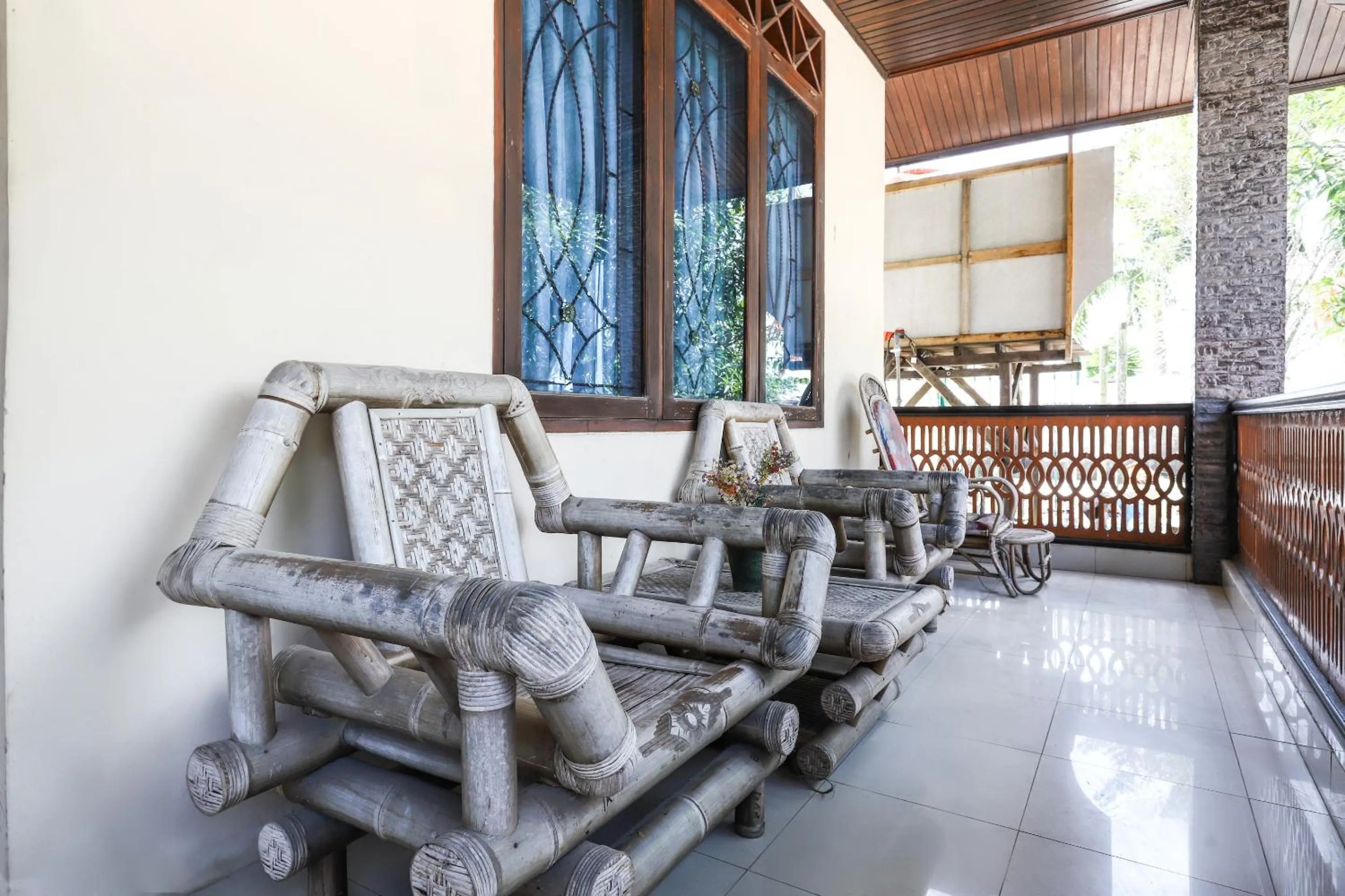 Lobby or reception in Hotel O Bukit Somber Residence Syariah