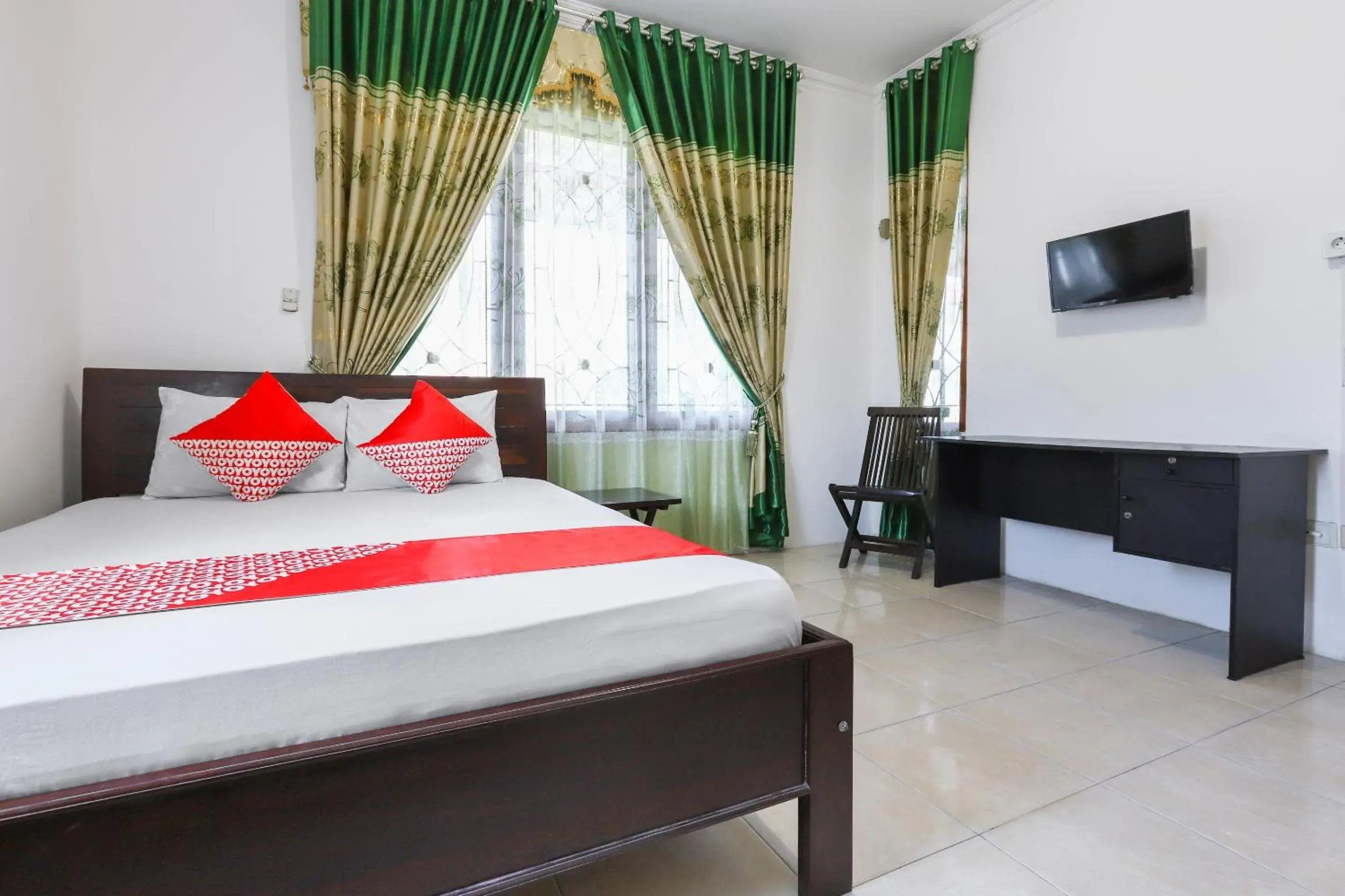 Standard Double Room in Hotel O Bukit Somber Residence Syariah Standard Double Room in Hotel O Bukit Somber Residence Syariah