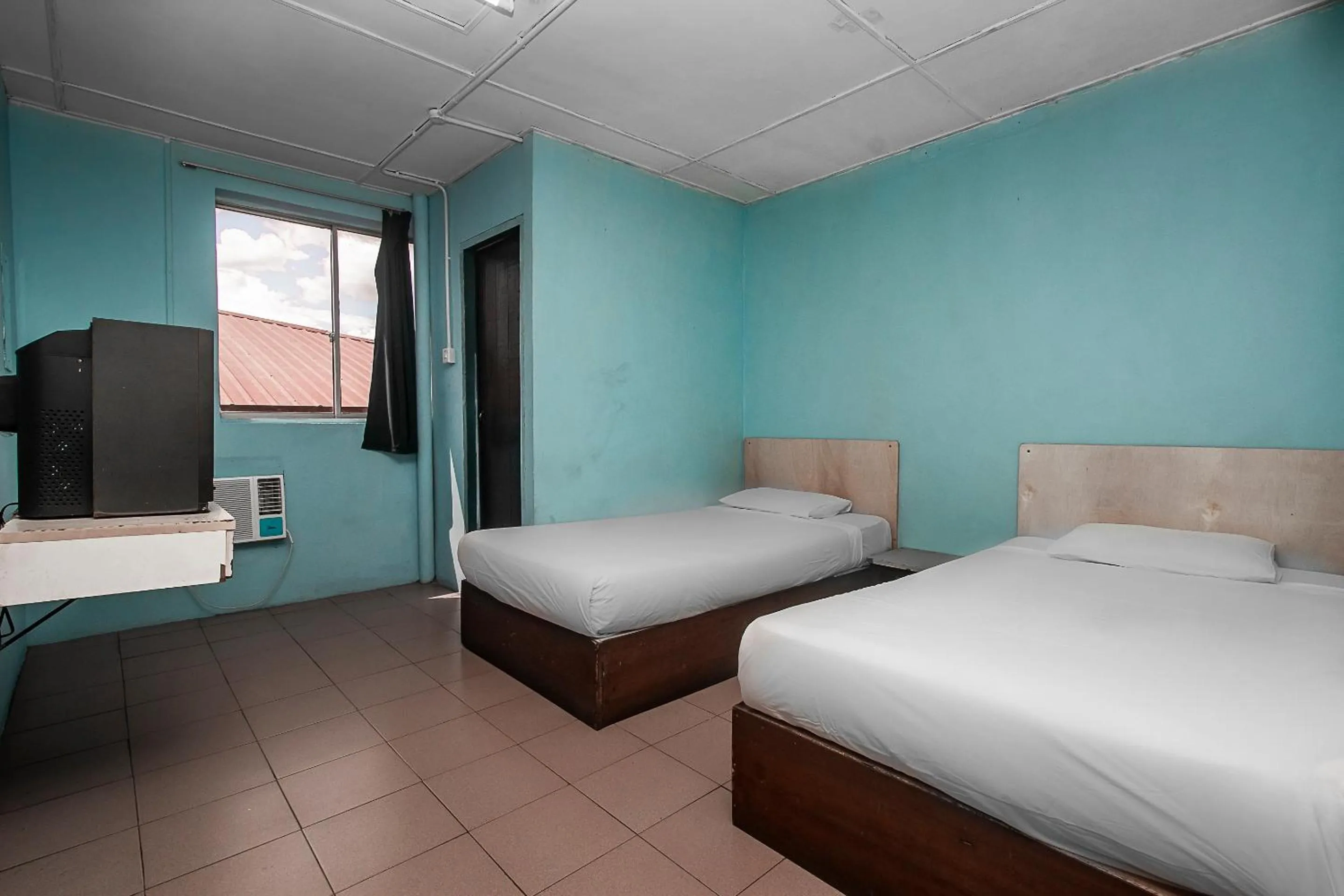 Bedroom, Bed in Hotel O Gold Star Hotel