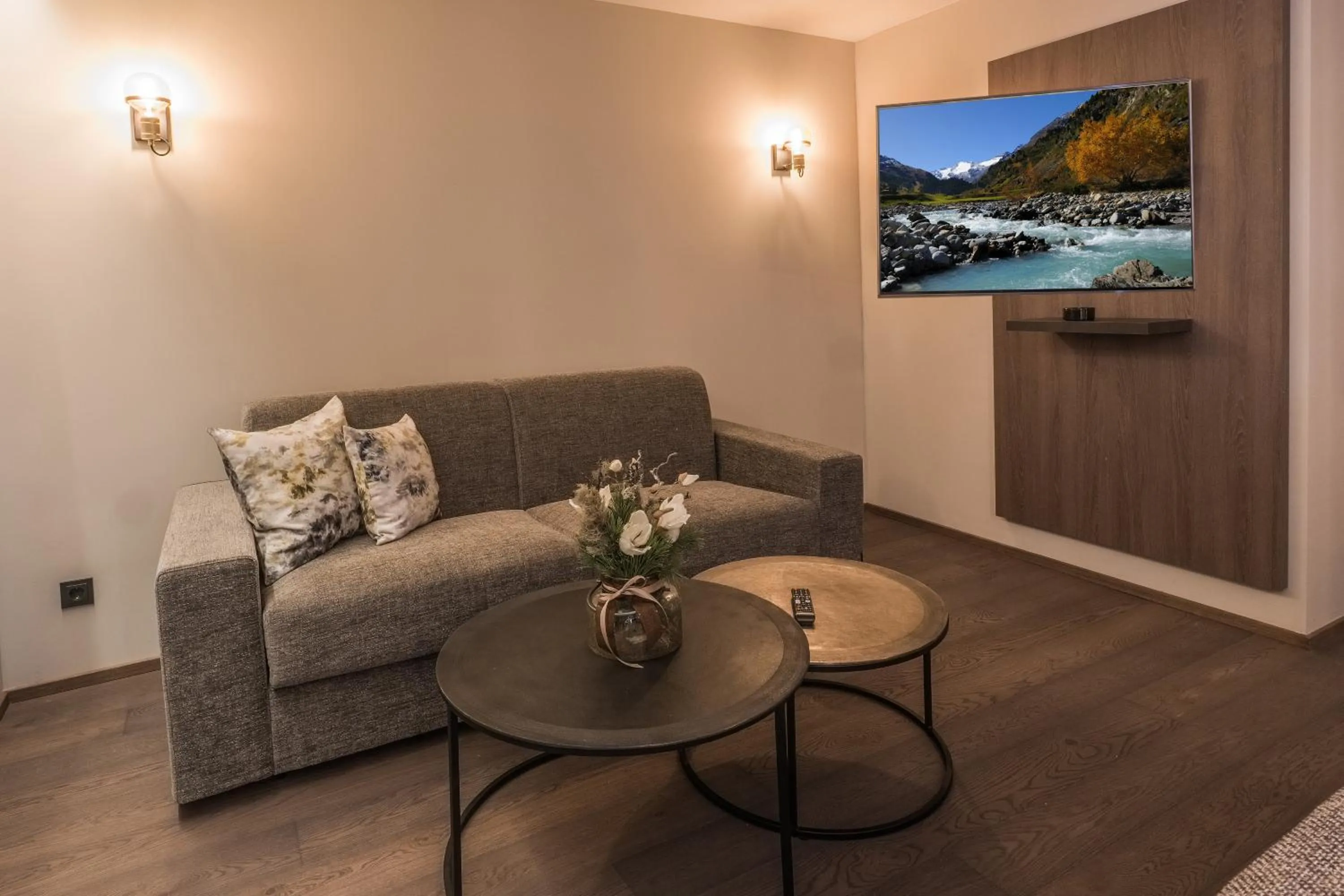 Seating area in VIER Studios & Restaurant