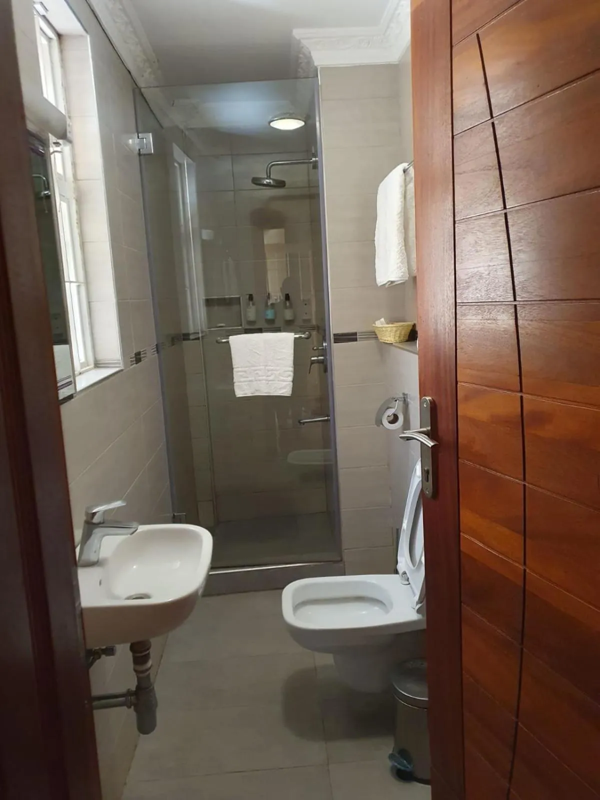 Shower in Asyana Gardens