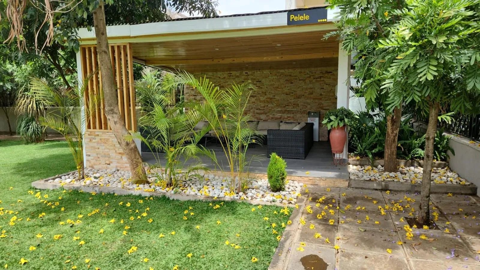 Seating area in Asyana Gardens