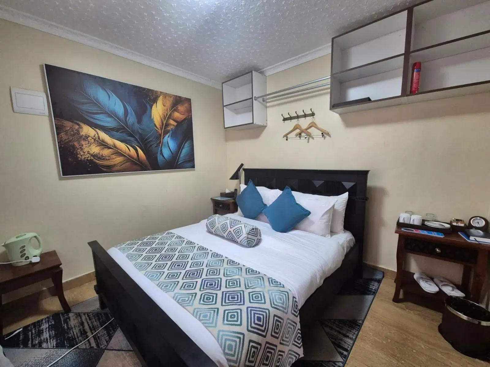 Budget Double Room - single occupancy in Asyana Gardens Budget Double Room - single occupancy in Asyana Gardens