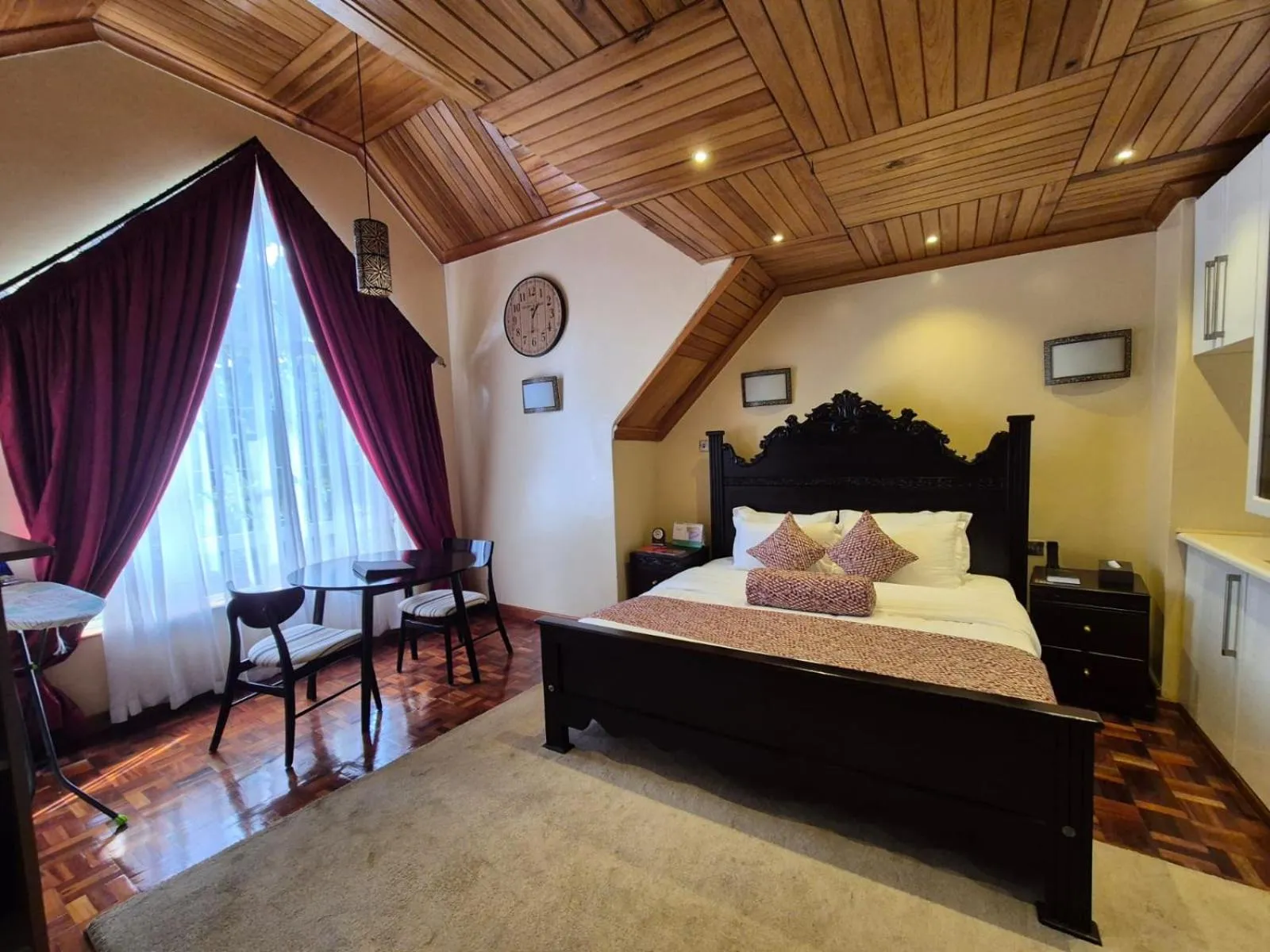 Bedroom, Bed in Asyana Gardens