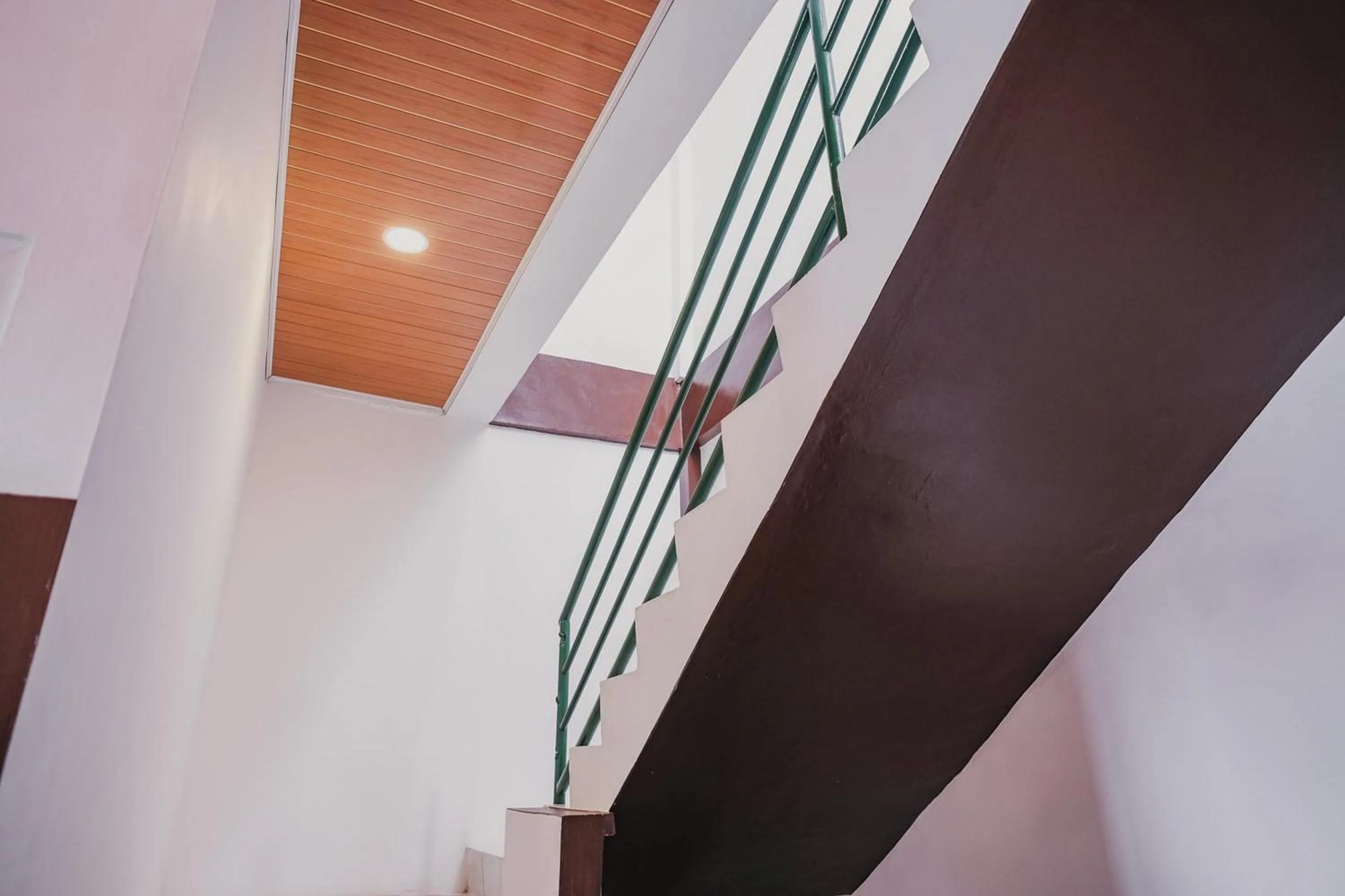 RedDoorz @ Jalan Pangeran Antasari Lampung 2