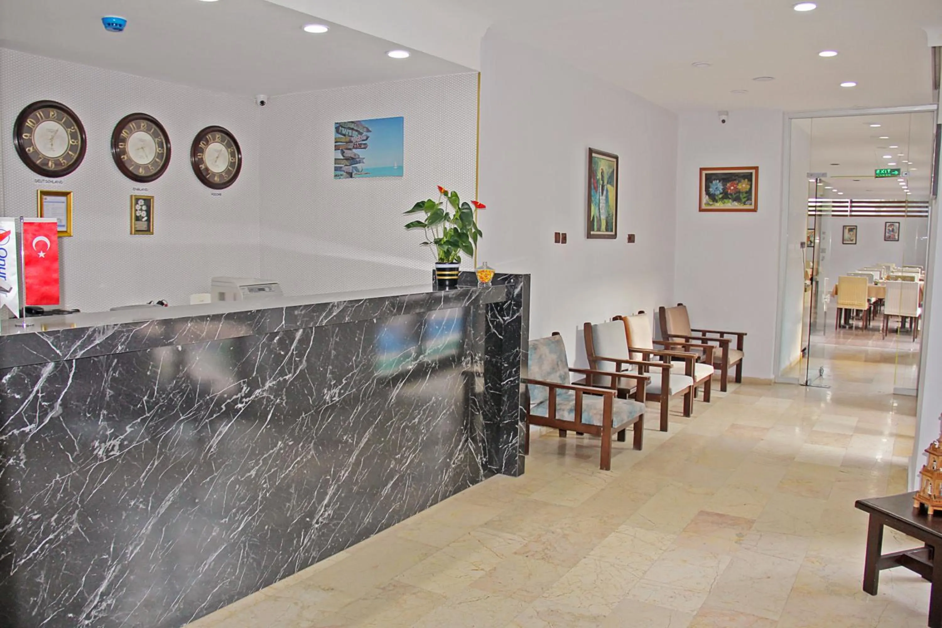 Lobby or reception in Yaman Life Hotel