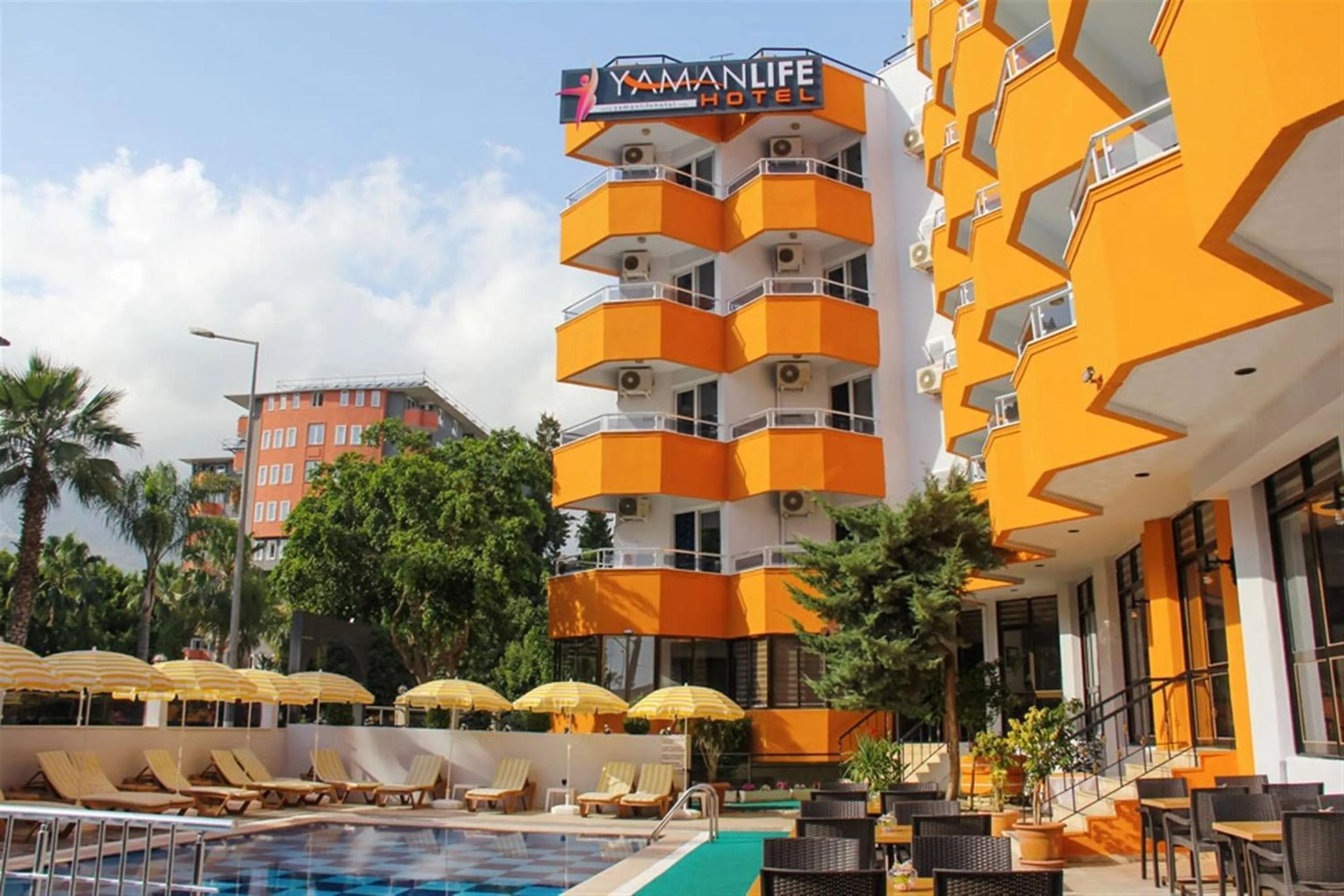 Property building in Yaman Life Hotel