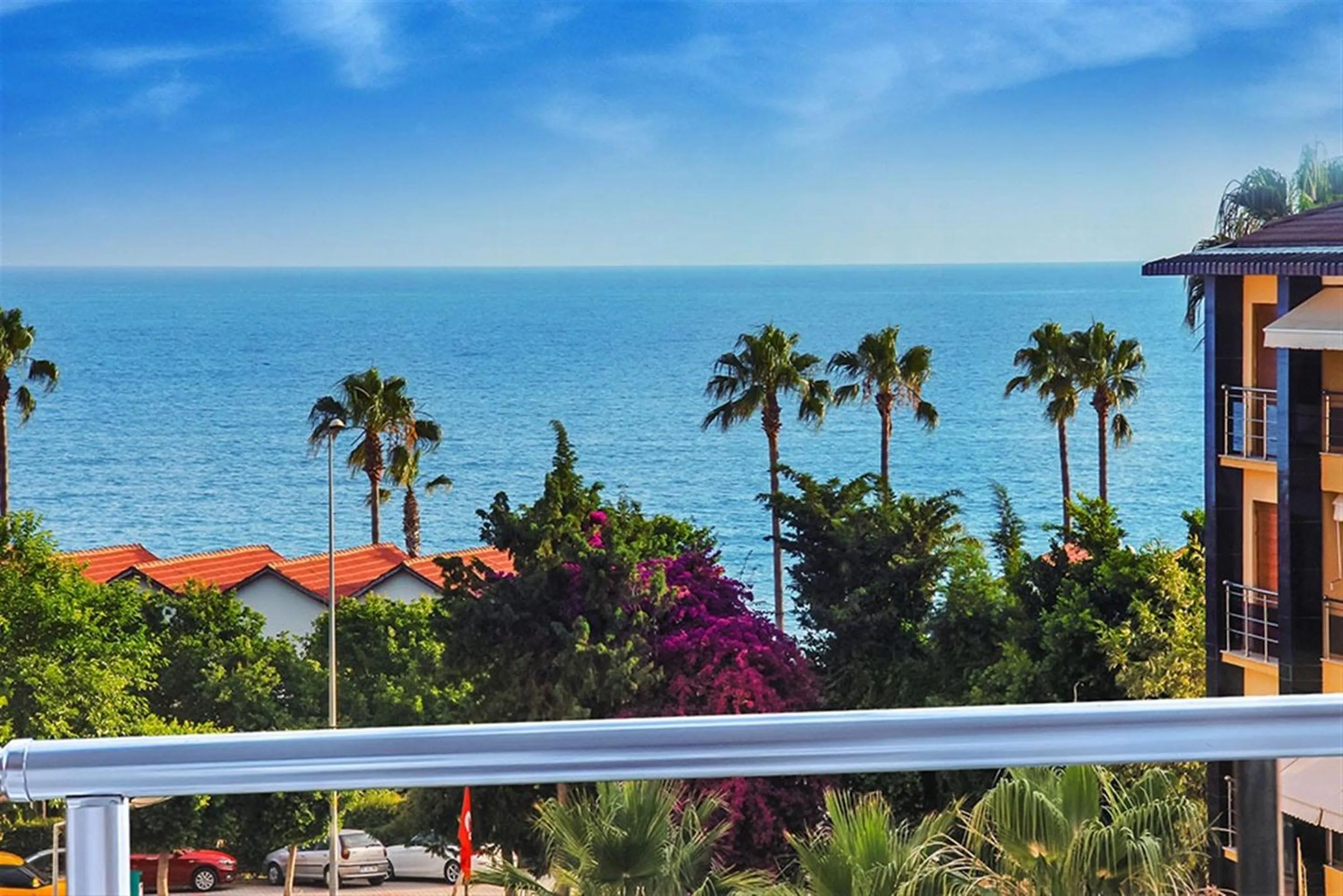 Balcony/Terrace in Yaman Life Hotel