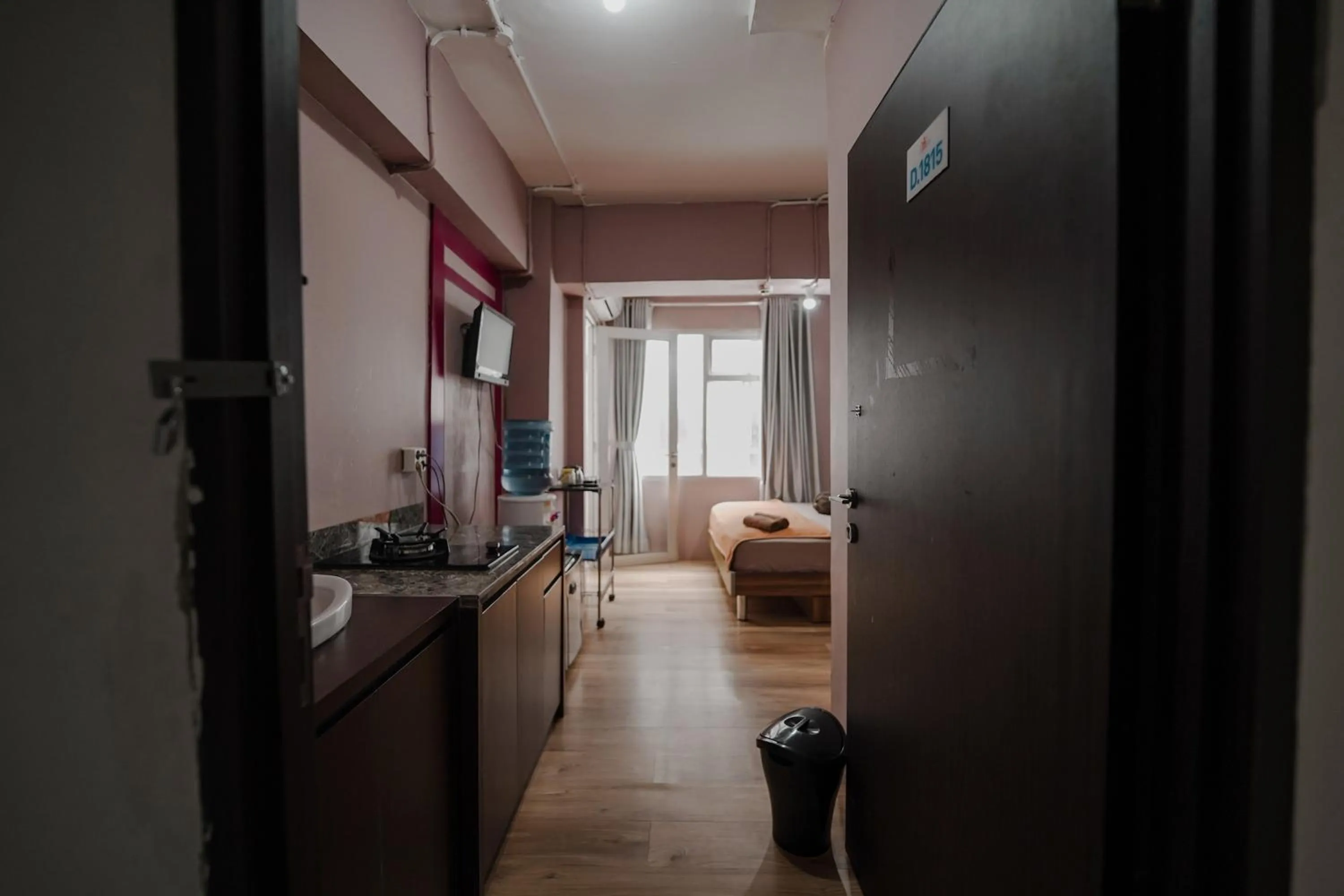 Bed in The Jarrdin by Bethania Pro