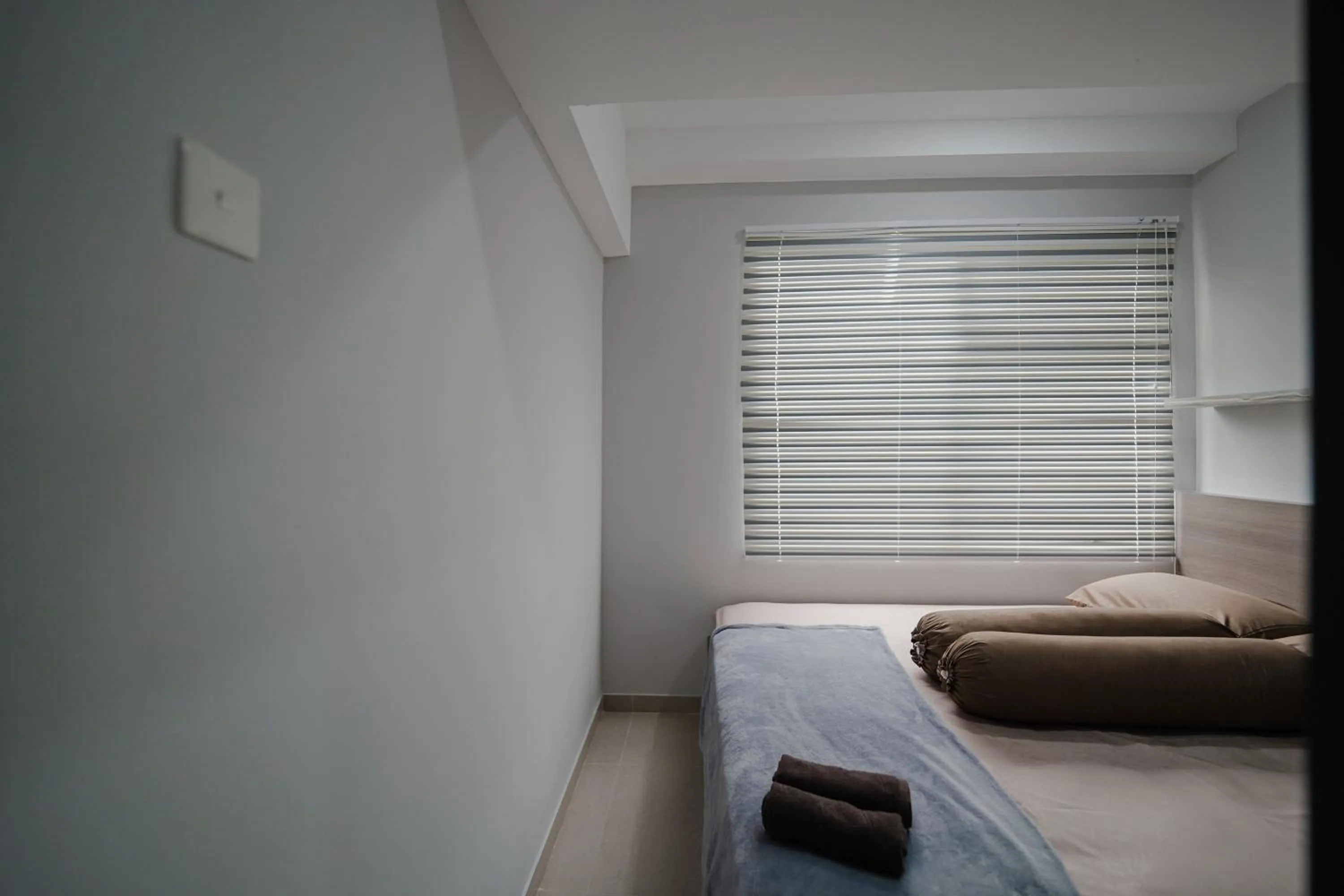 Bed in The Jarrdin by Bethania Pro