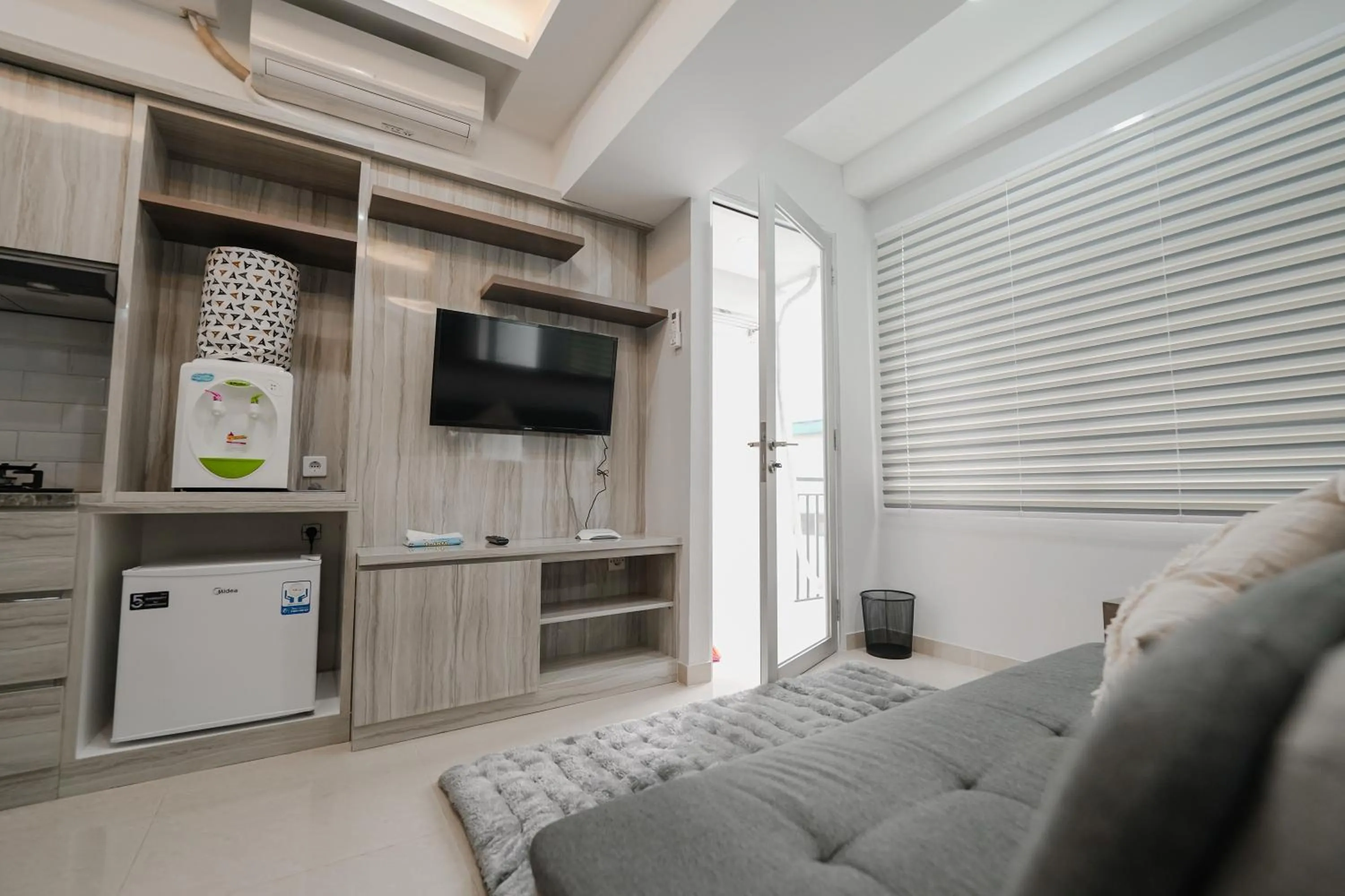 TV and multimedia in The Jarrdin by Bethania Pro