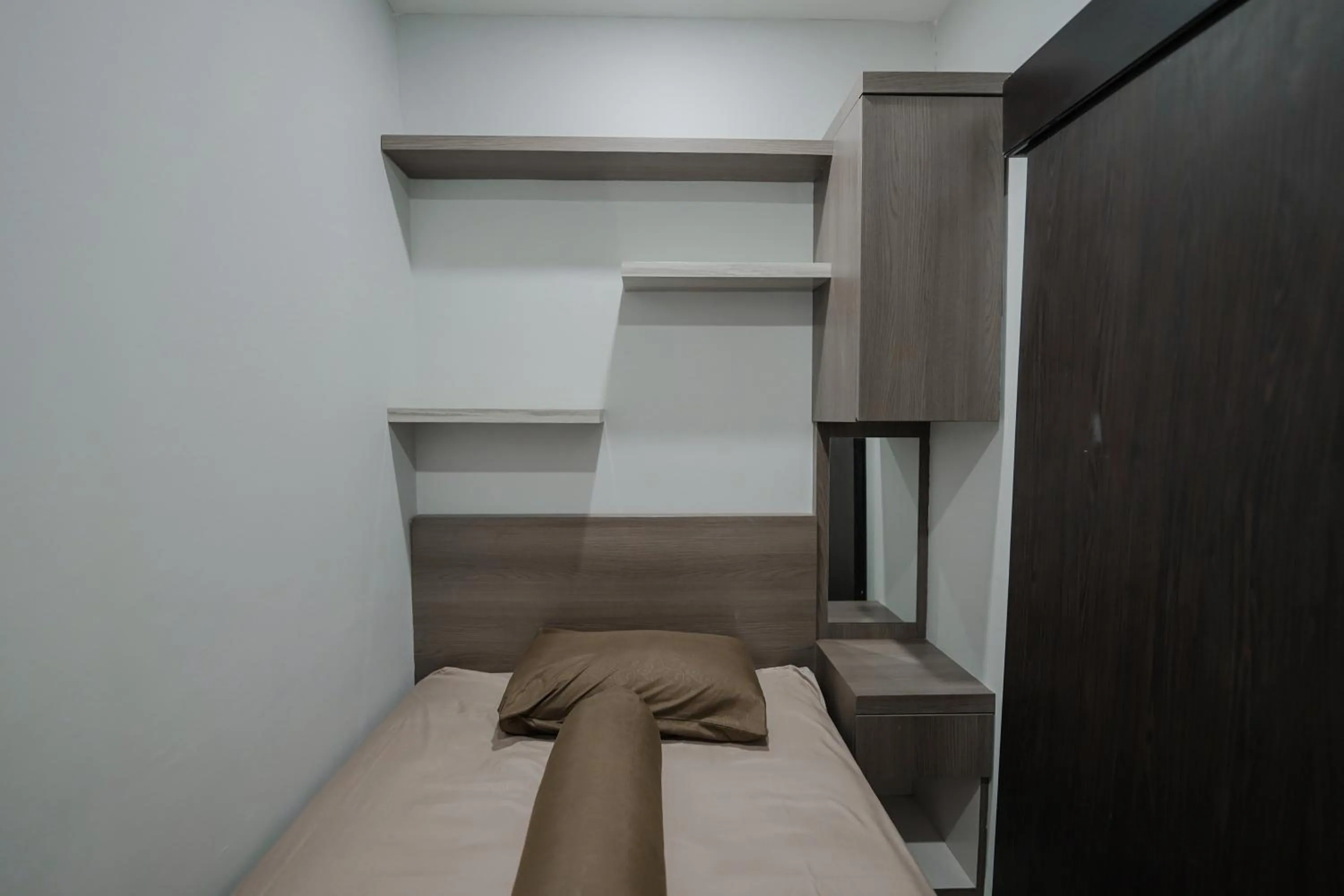 Bed in The Jarrdin by Bethania Pro