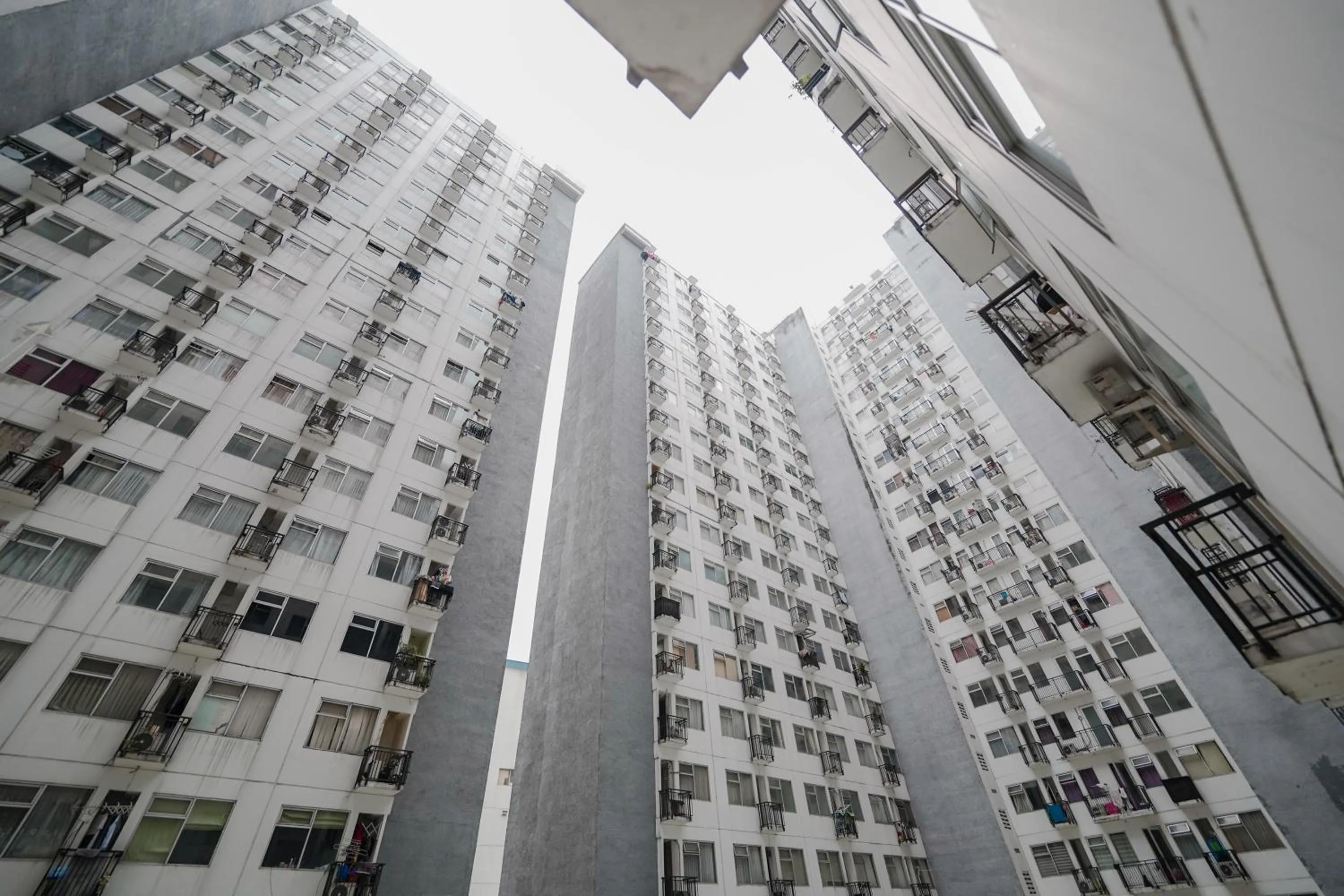 Property building in The Jarrdin by Bethania Pro