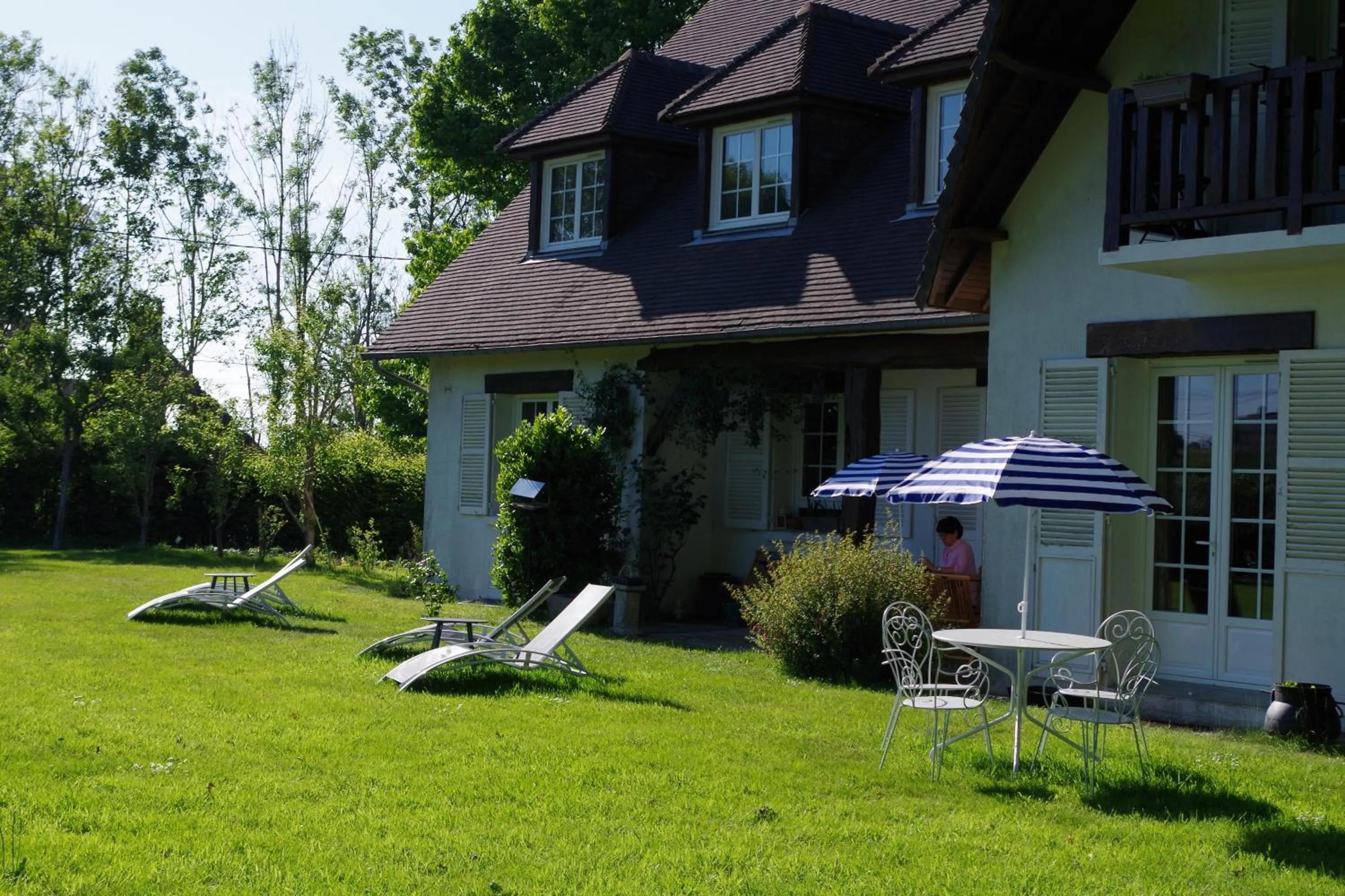 Garden view in Bed and Breakfast Saultchevreuil, sur la route du Mont Saint Michel
