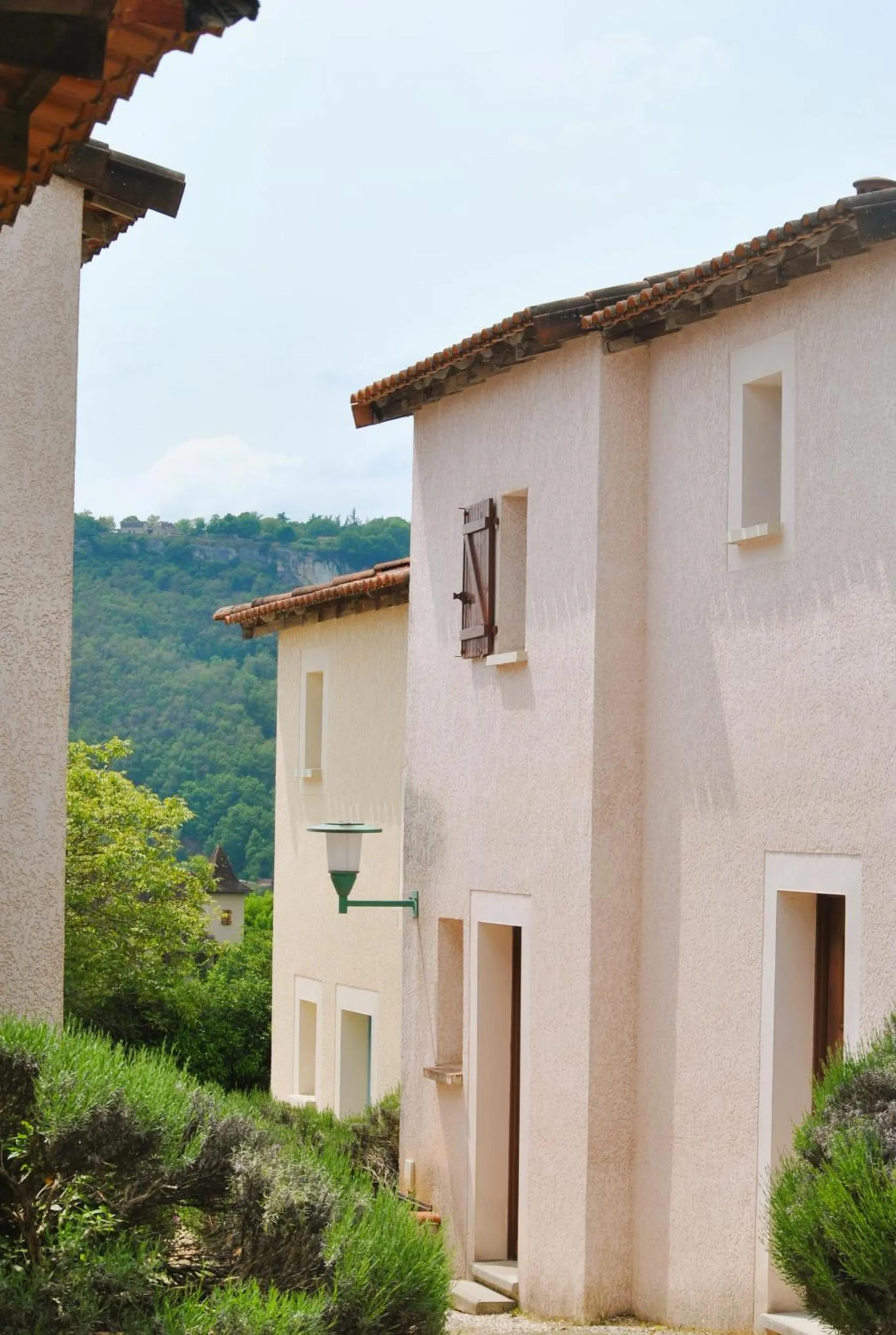 Facade/entrance in Le Domaine des Cazelles by Ateya Vacances