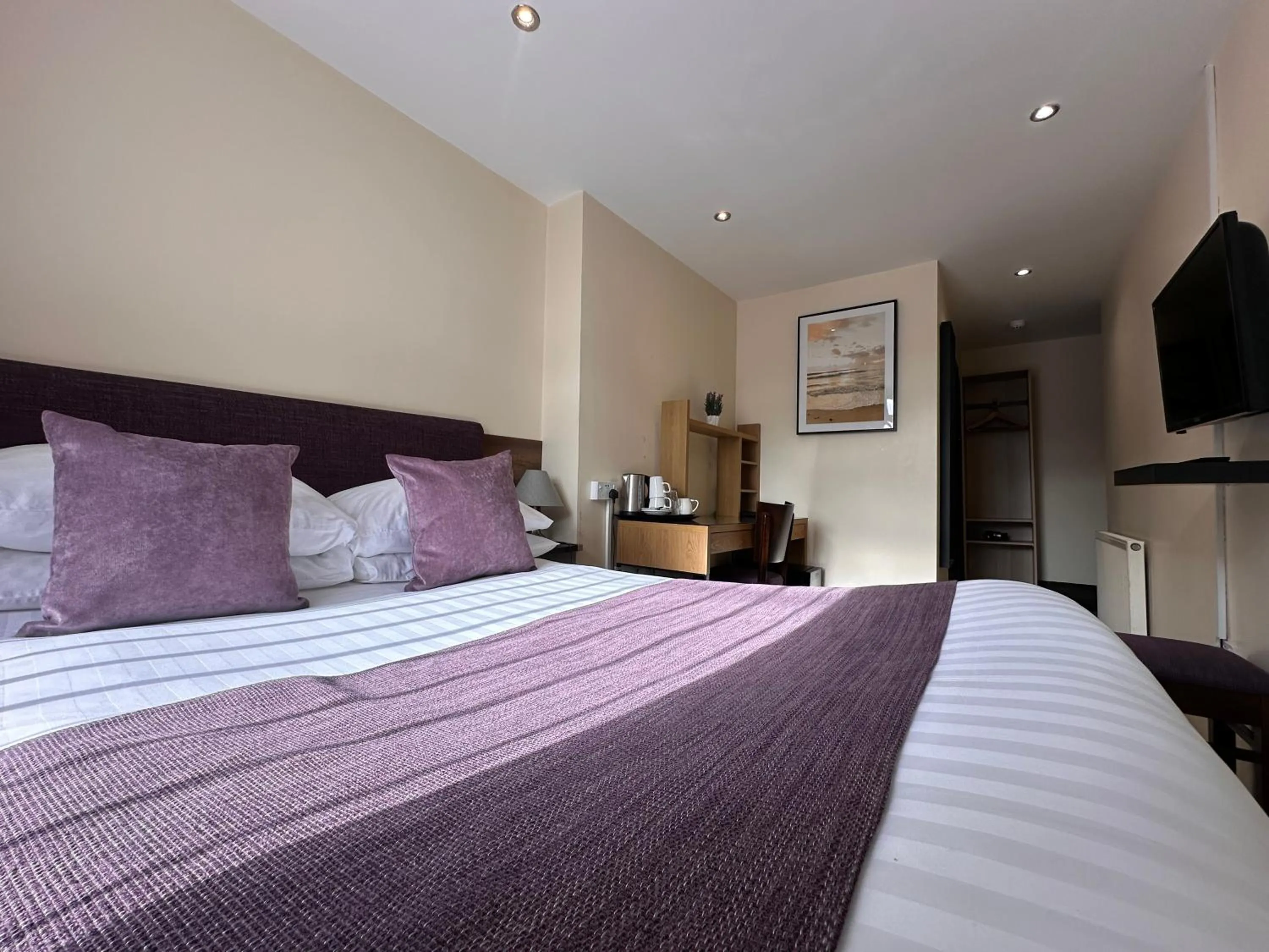 Bedroom, Bed in The Bell Guesthouse