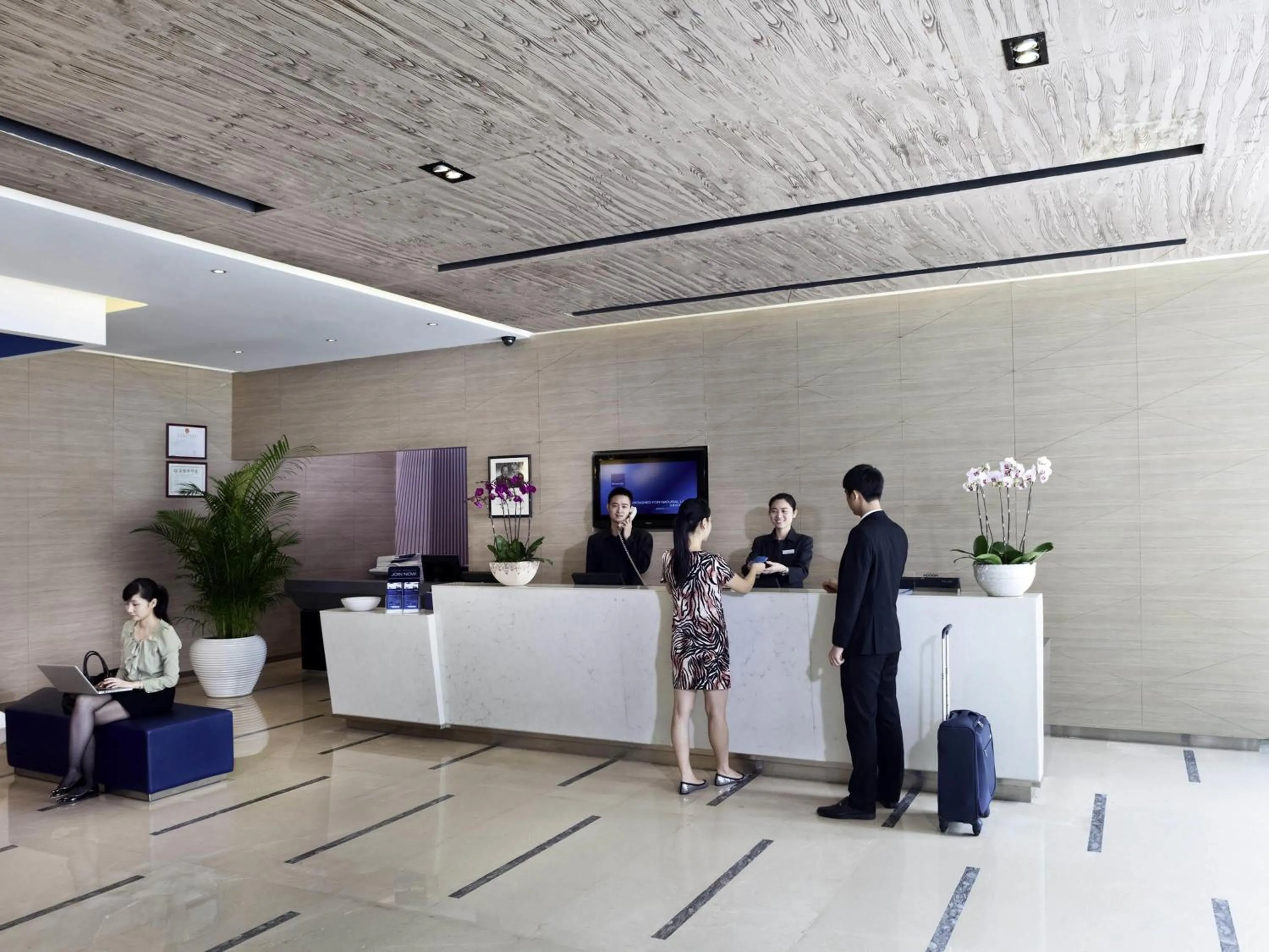 Property building in Shenzhen Novotel Watergate