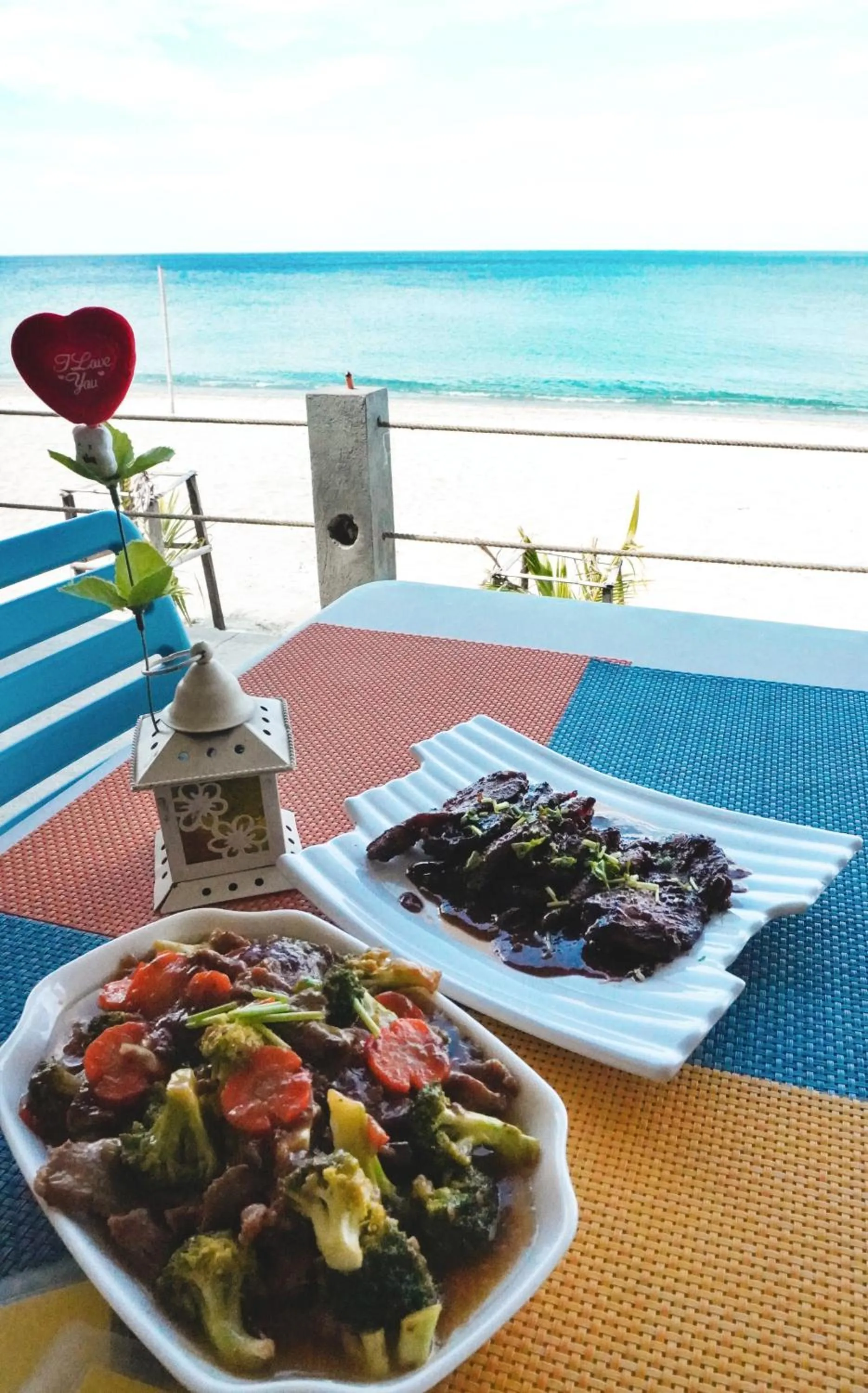 Restaurant/places to eat in Rold and Roub Home Suites powered by Cocotel