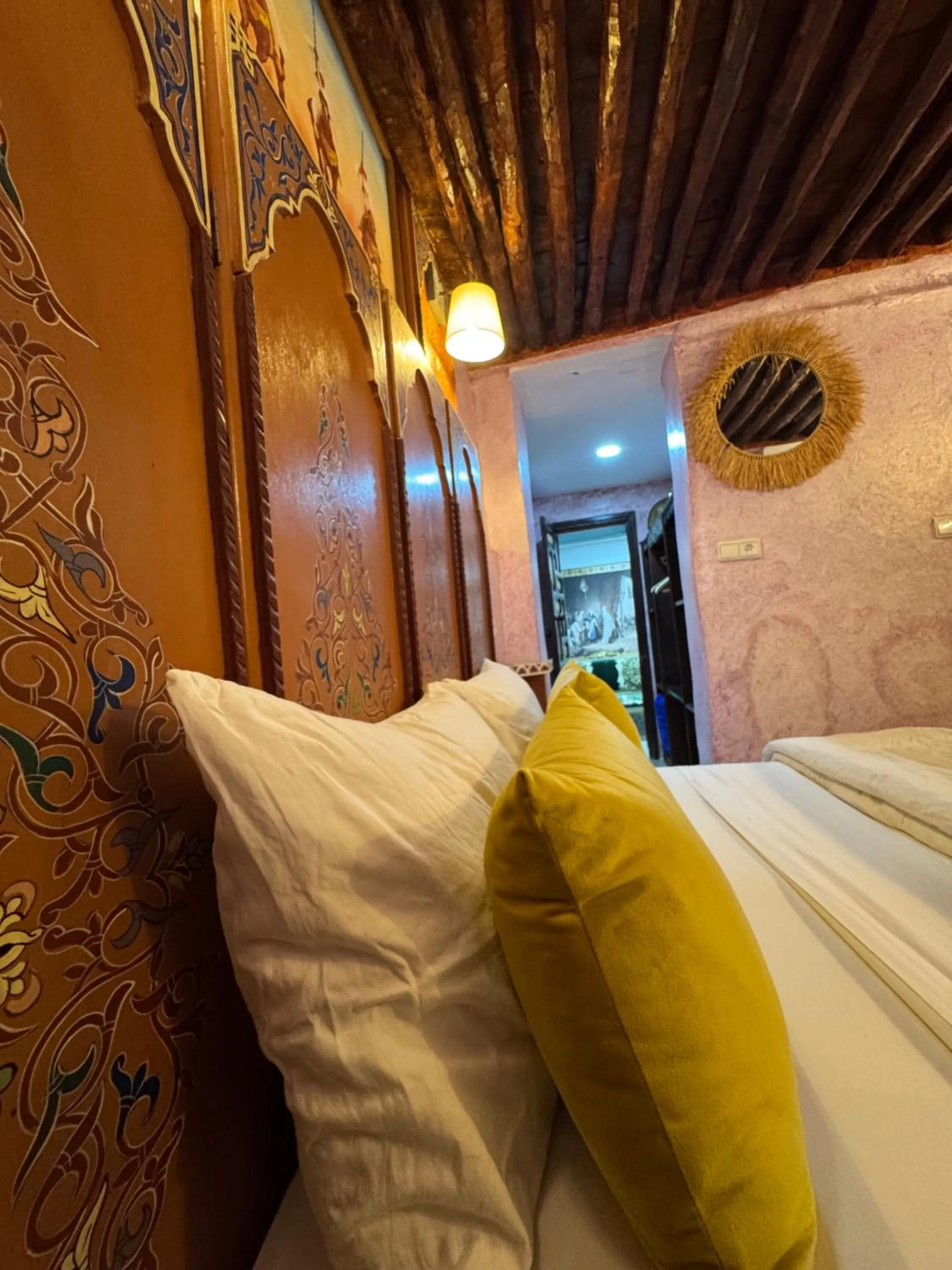 Bed in RIAD ESMERALDA By Dar Ouezzani