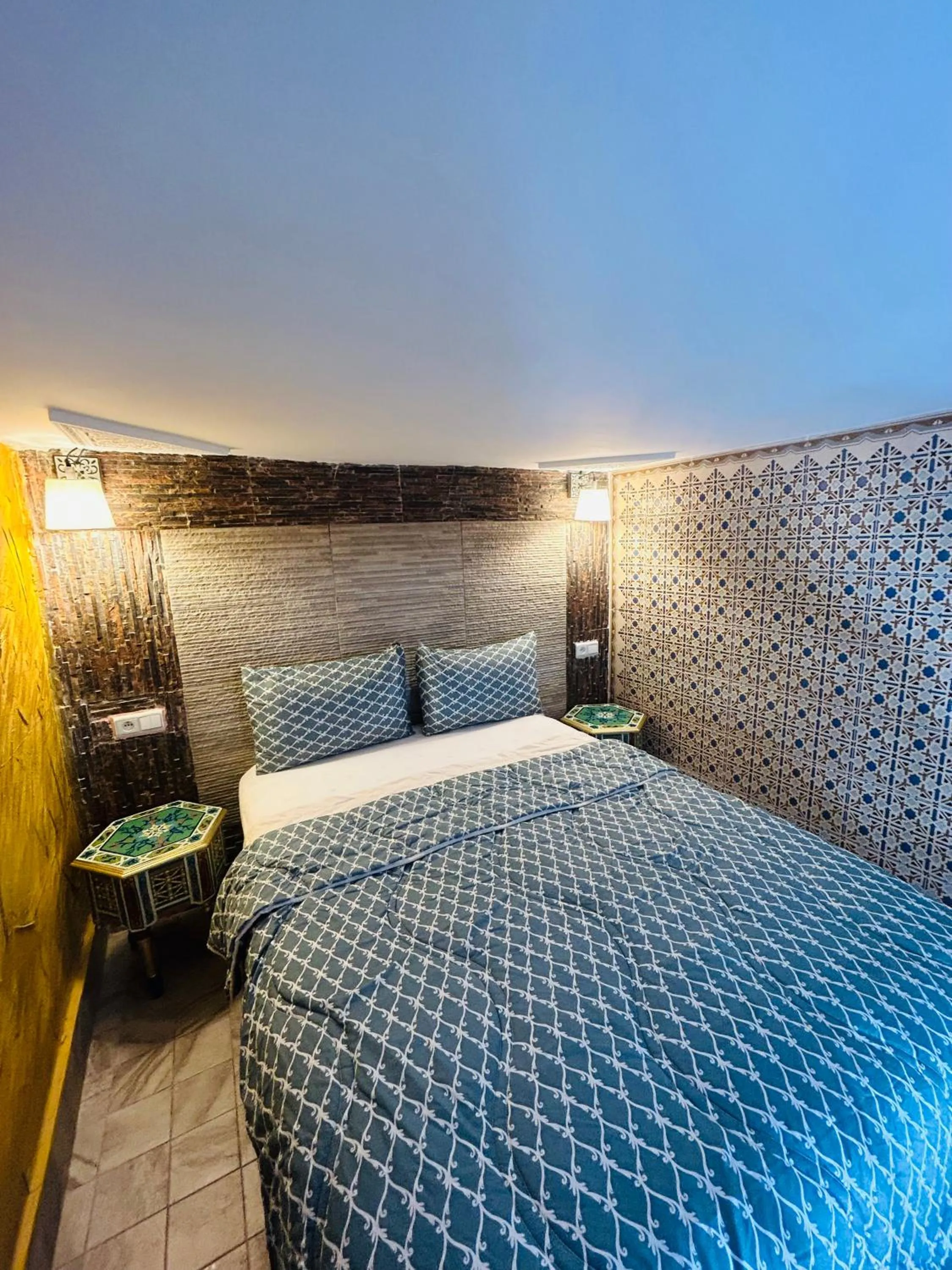 Bed in RIAD ESMERALDA By Dar Ouezzani