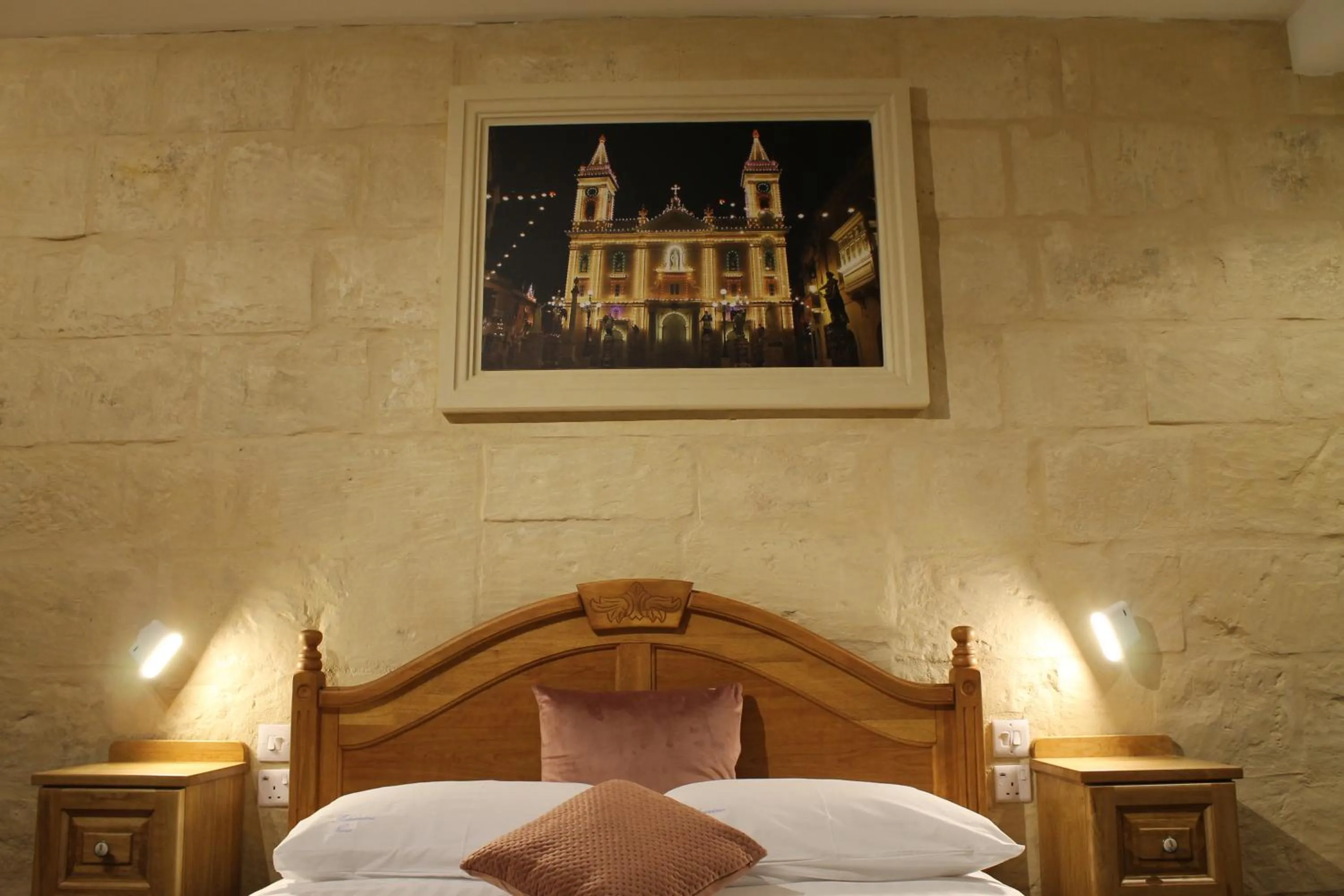 Bed in Palazzino Nina Boutique Hotel