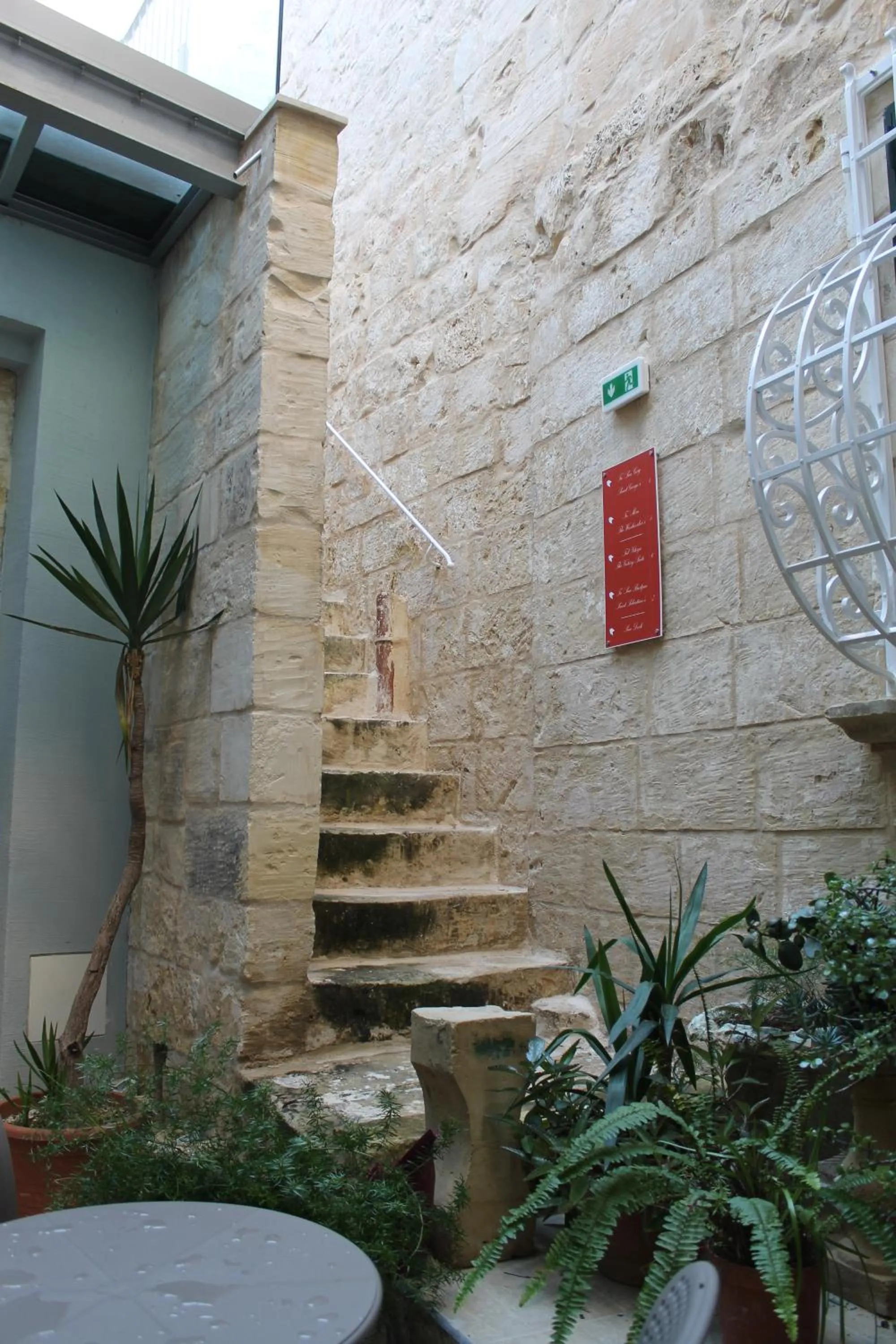Inner courtyard view in Palazzino Nina Boutique Hotel