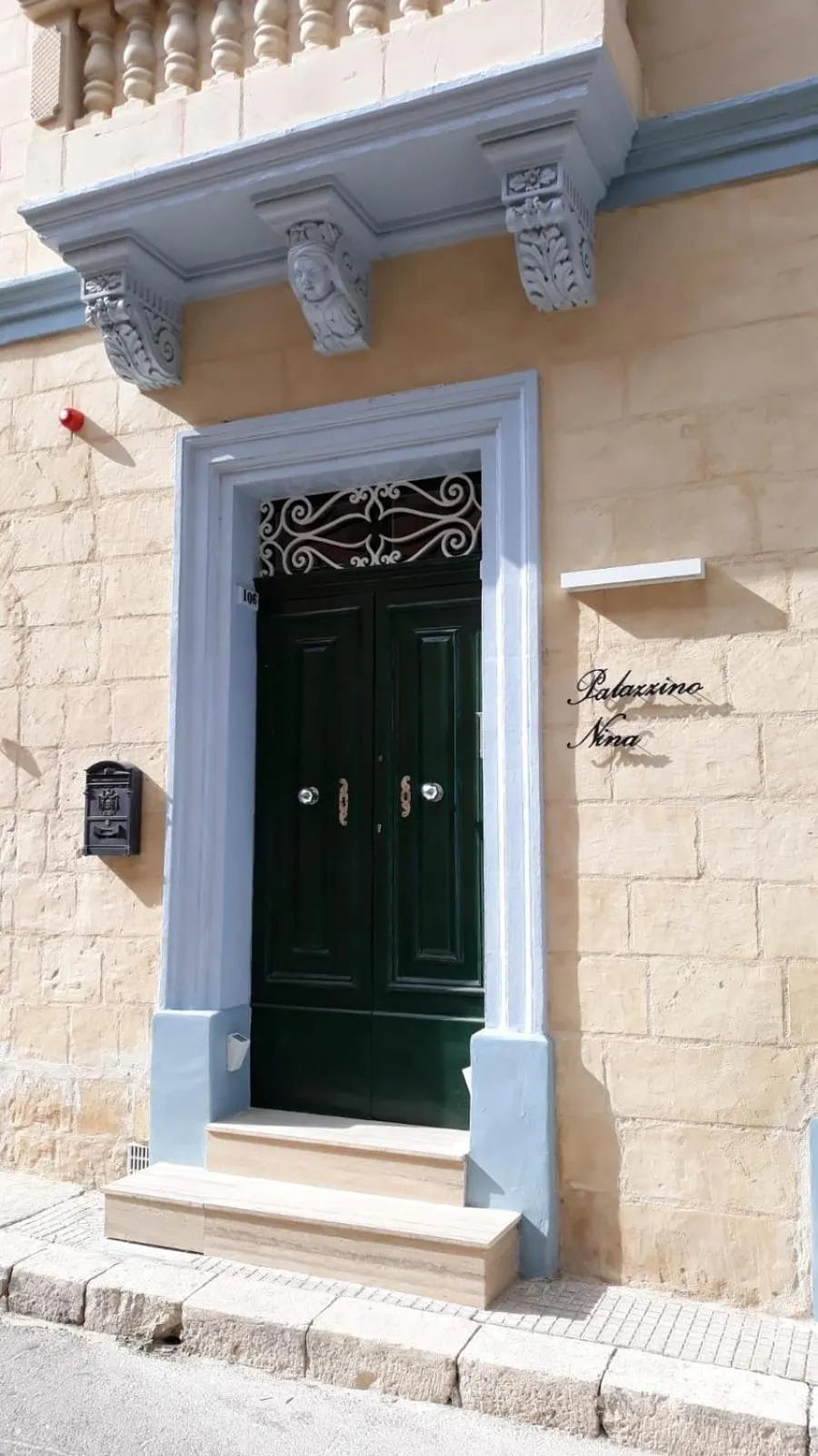 Facade/entrance in Palazzino Nina Boutique Hotel