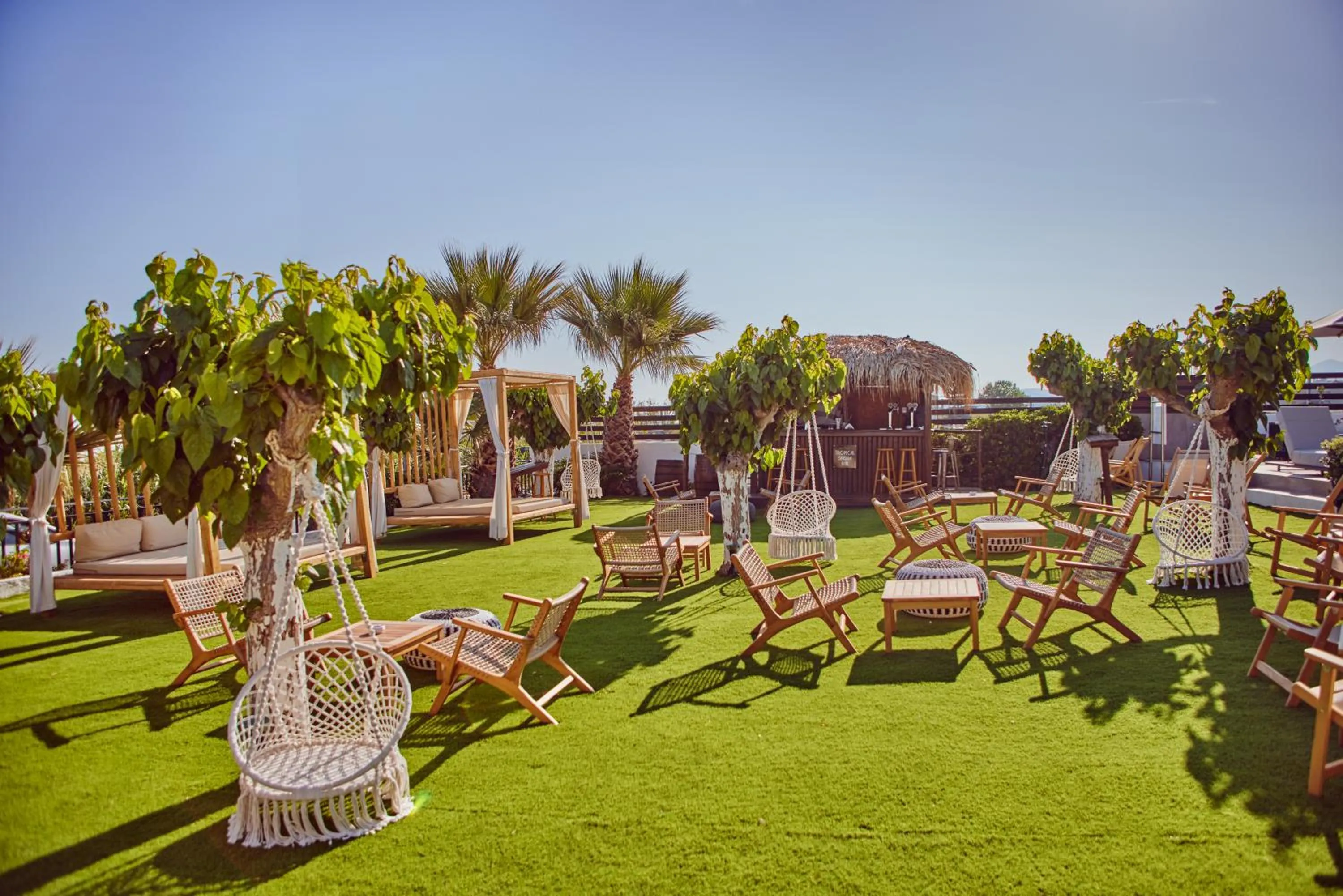 Garden in Amnissos Residence