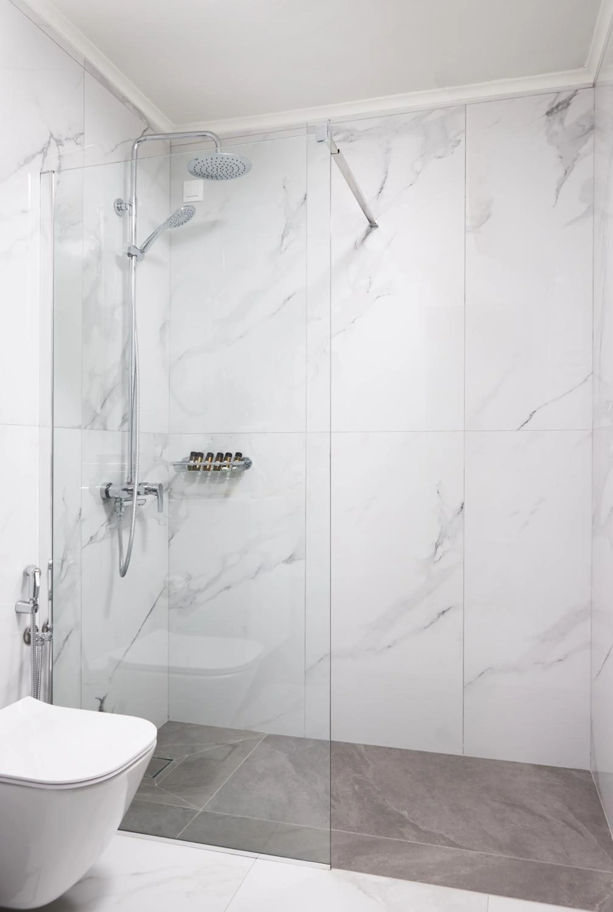 Shower in Amnissos Residence