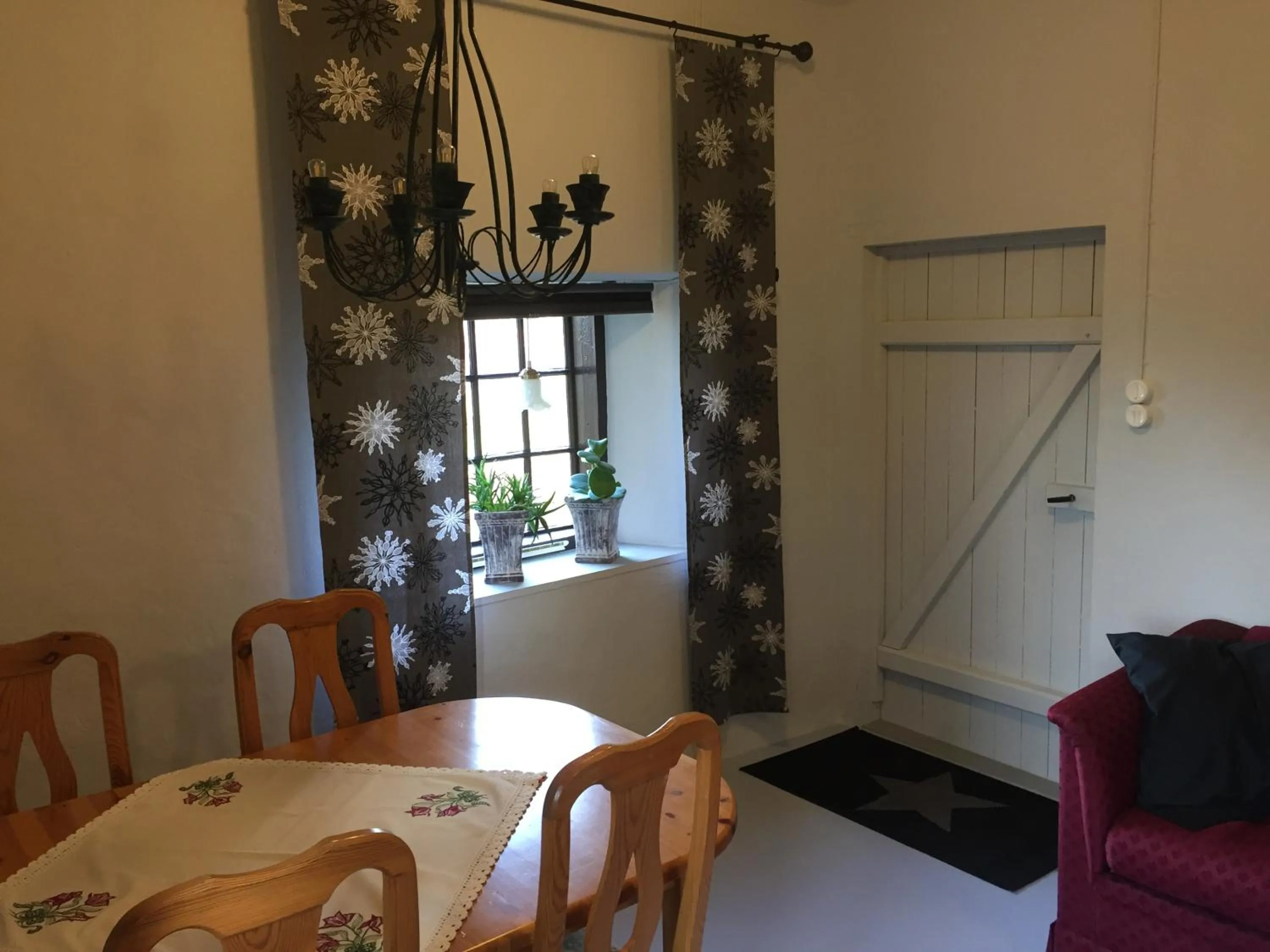 Property building in Stenbrottets smedja