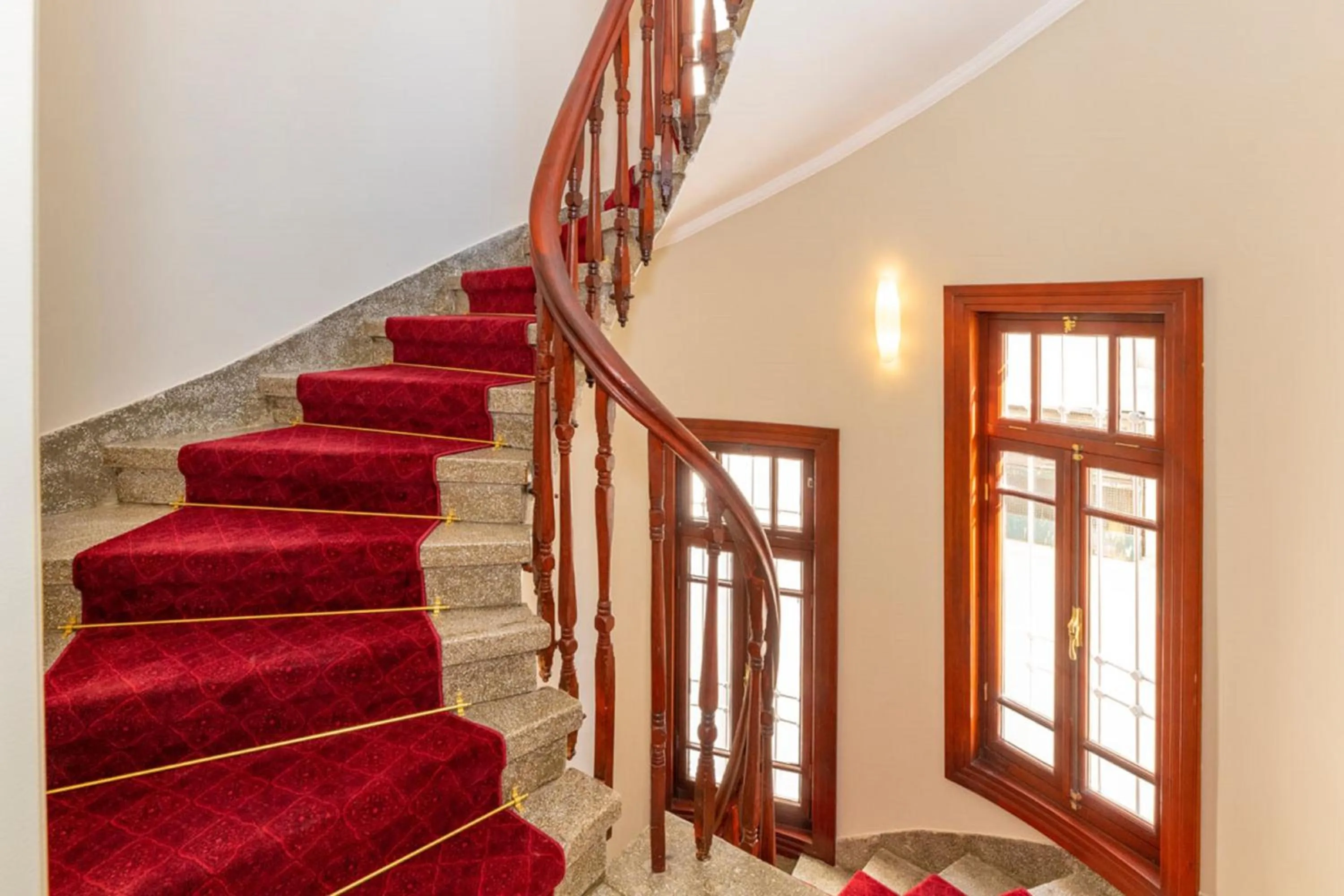 Property building in Blue Gilroy Hotel