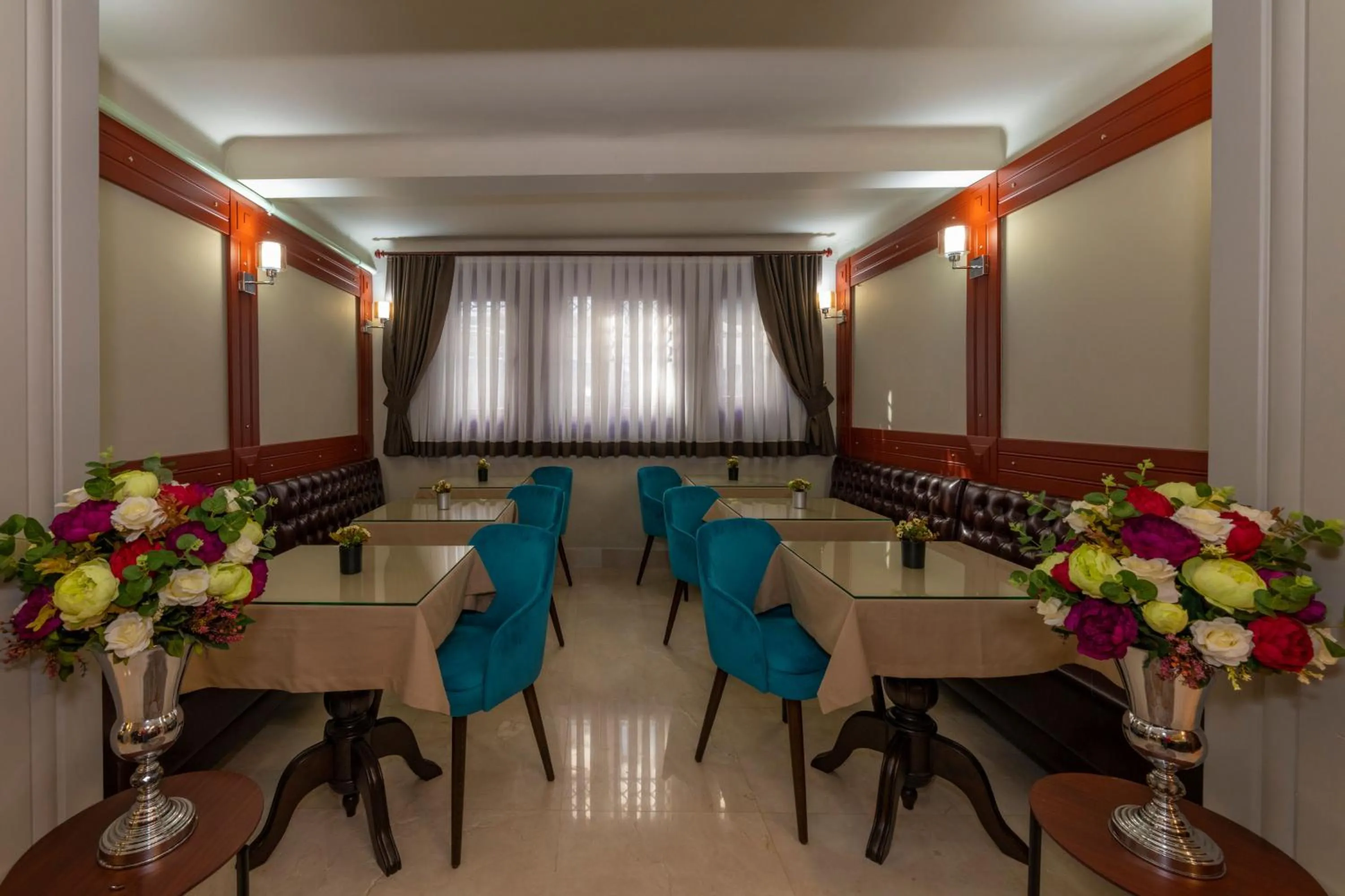 Banquet/Function facilities in Blue Gilroy Hotel