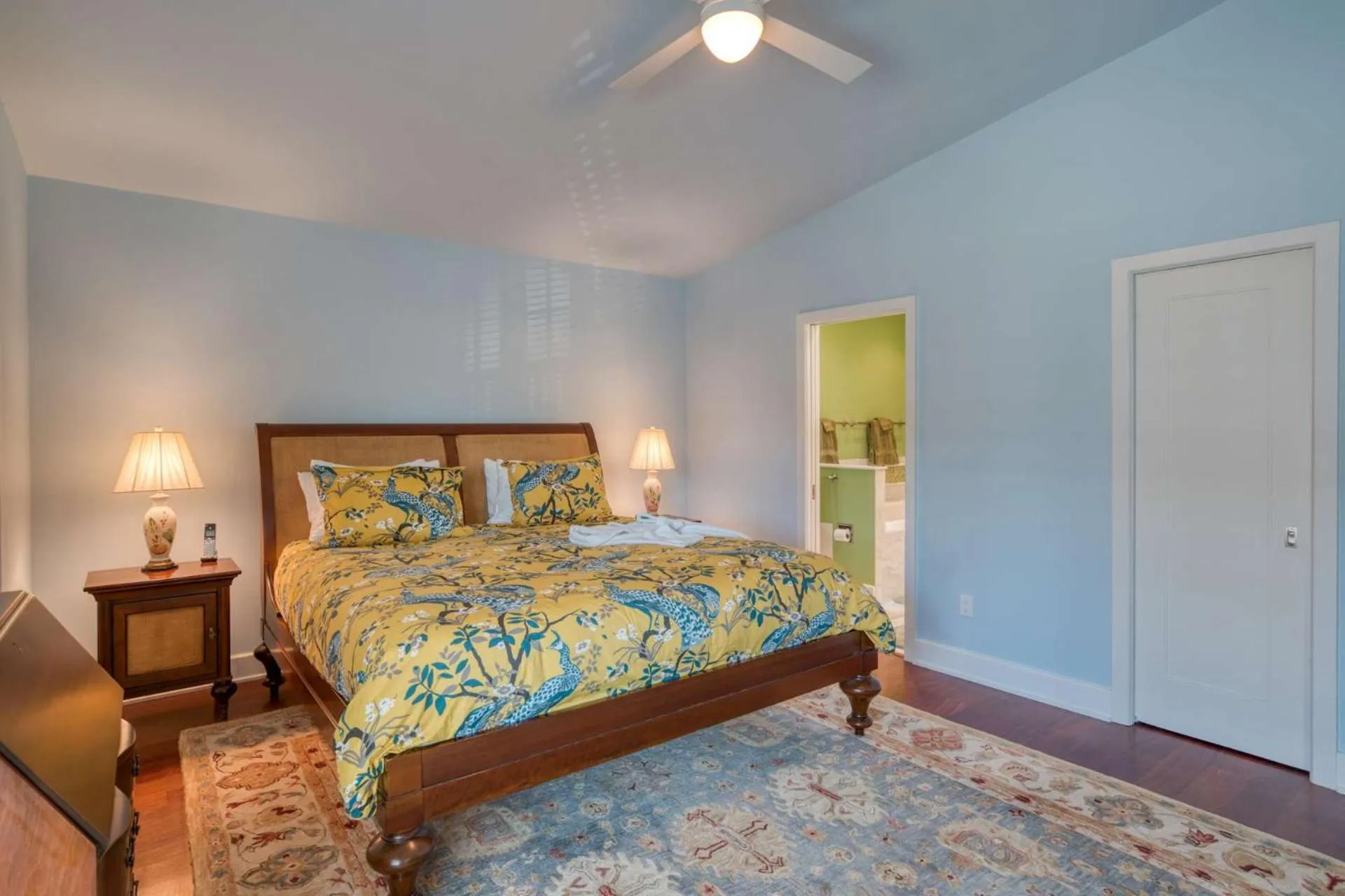 Bed in 110 St. George Street