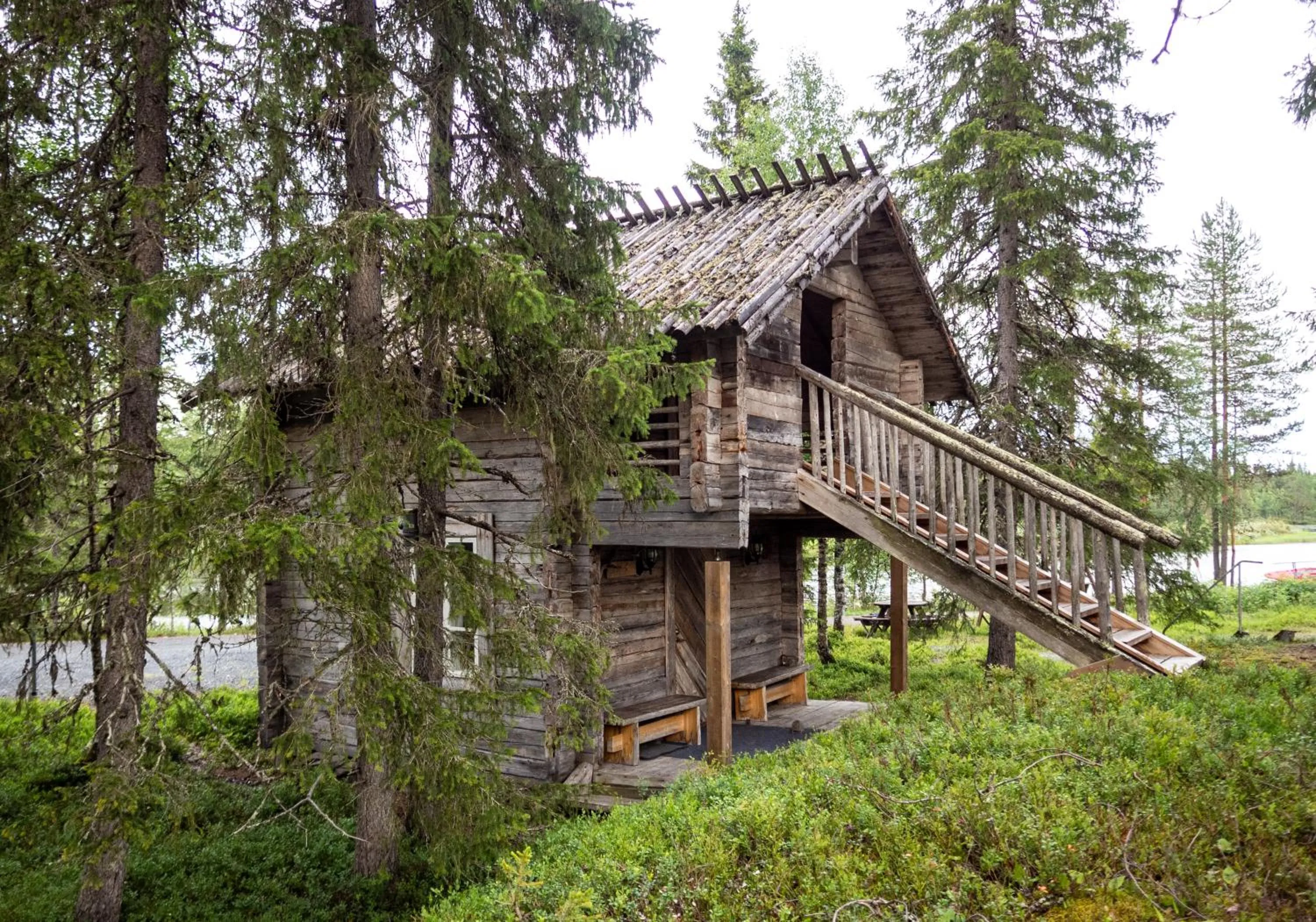 Property building in Iisakki Village