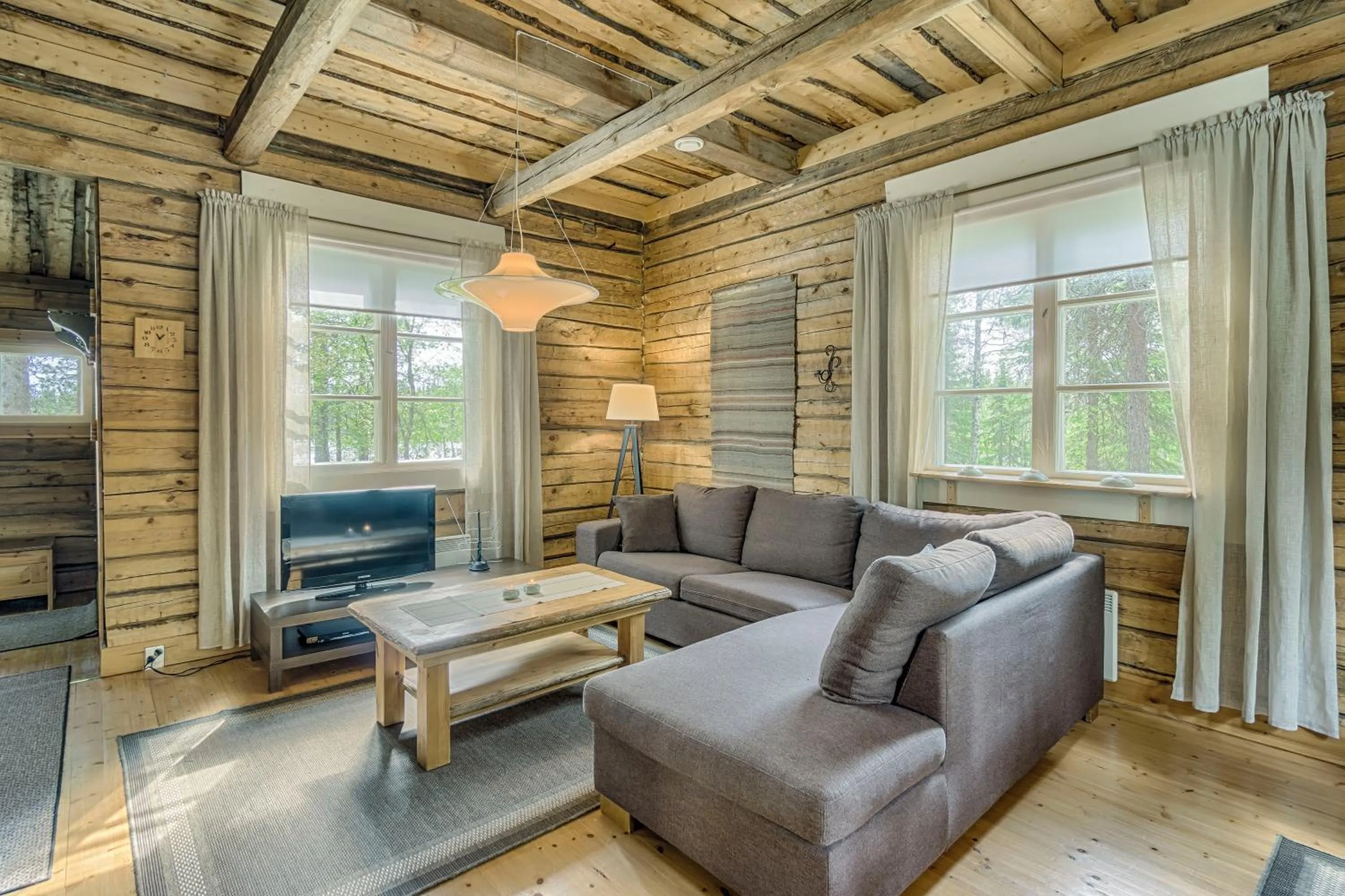 Living room in Iisakki Village