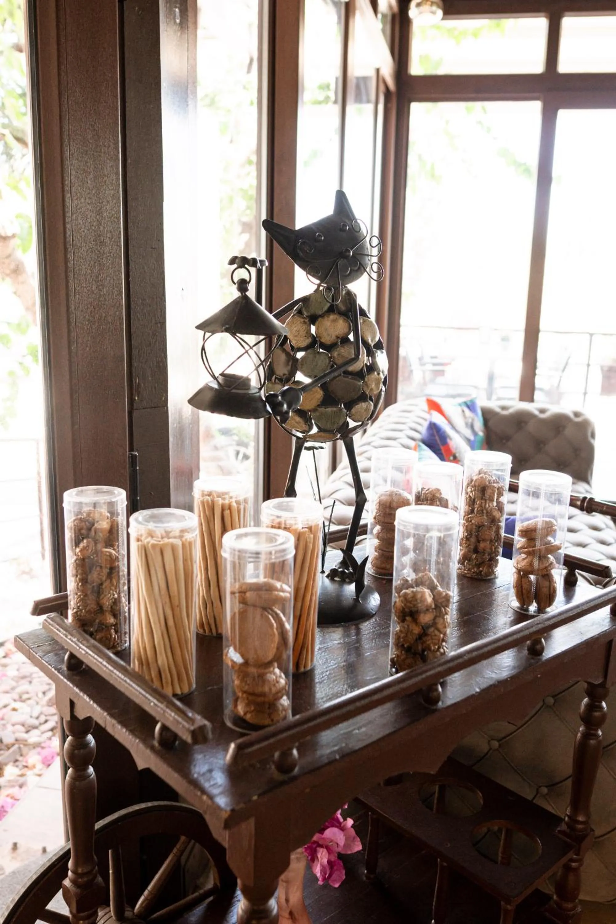 Restaurant/places to eat in Mare Garden Hotel