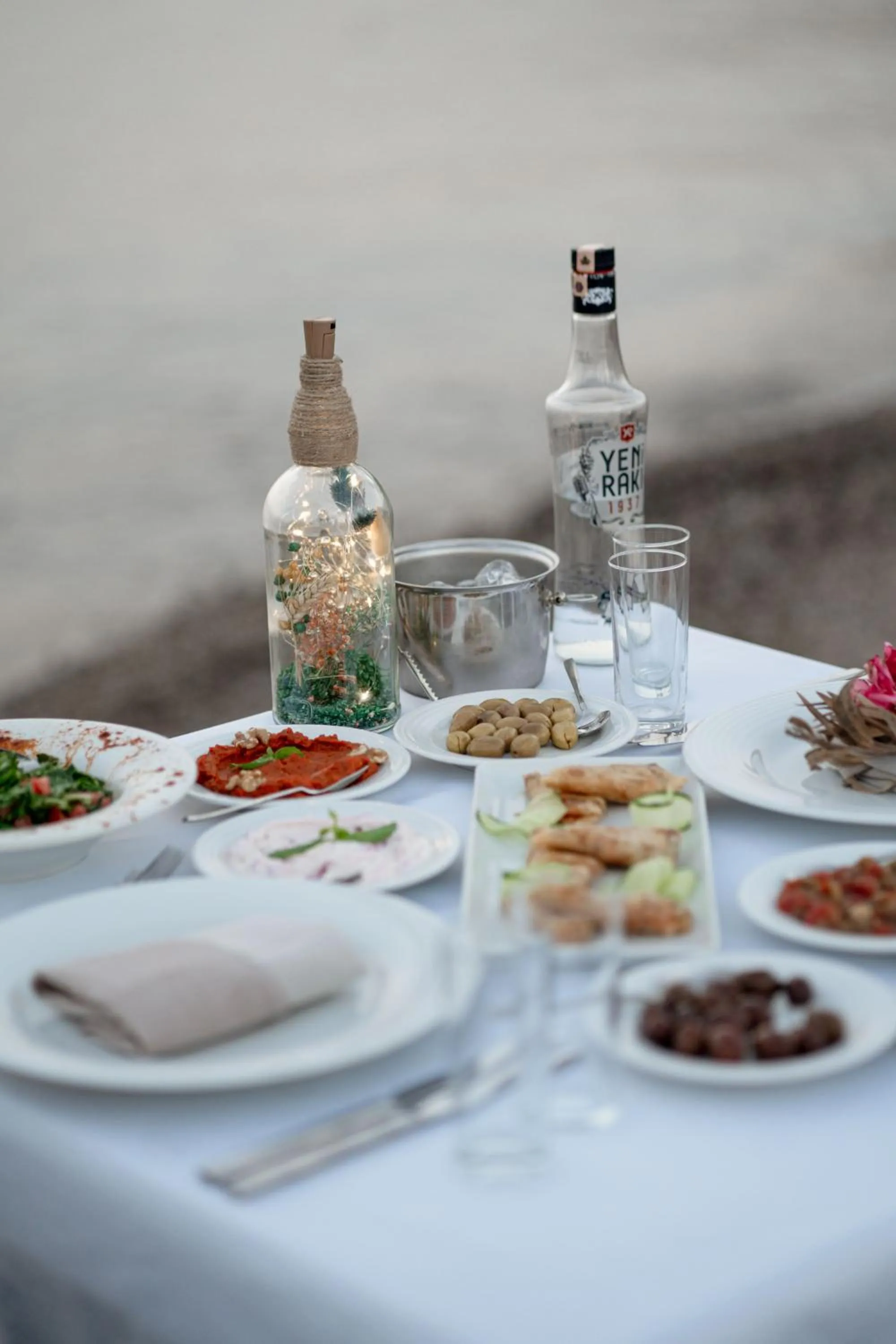 Restaurant/places to eat in Mare Garden Hotel