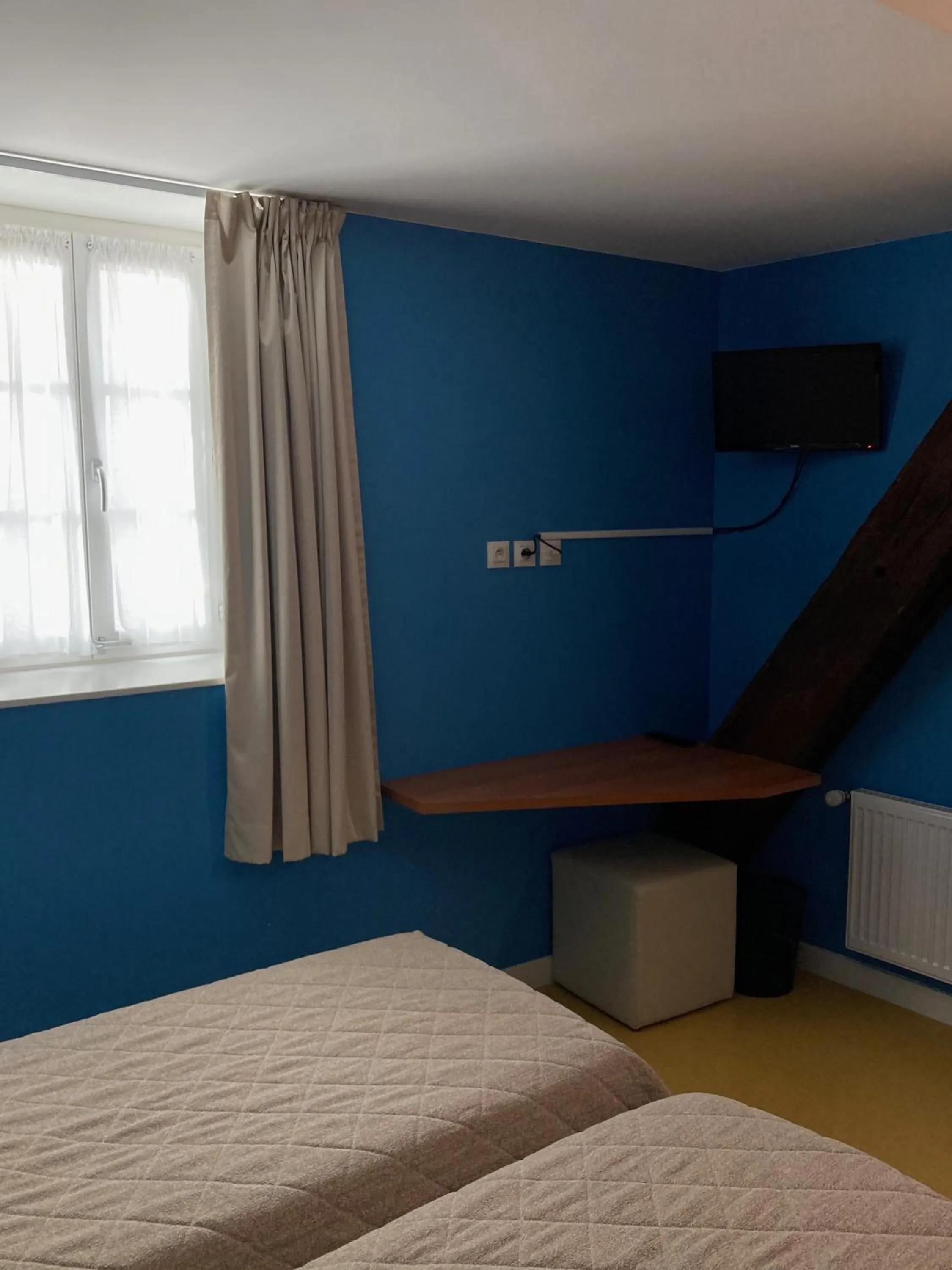 Bed in L'ETAPE DE SANTENAY