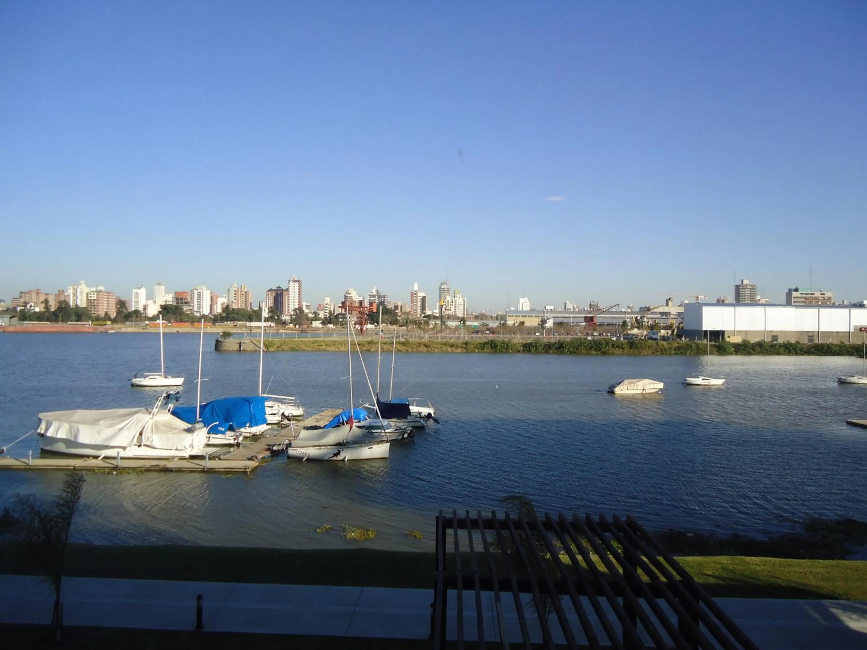 Area and facilities in Puerto Amarras Hotel & Suites