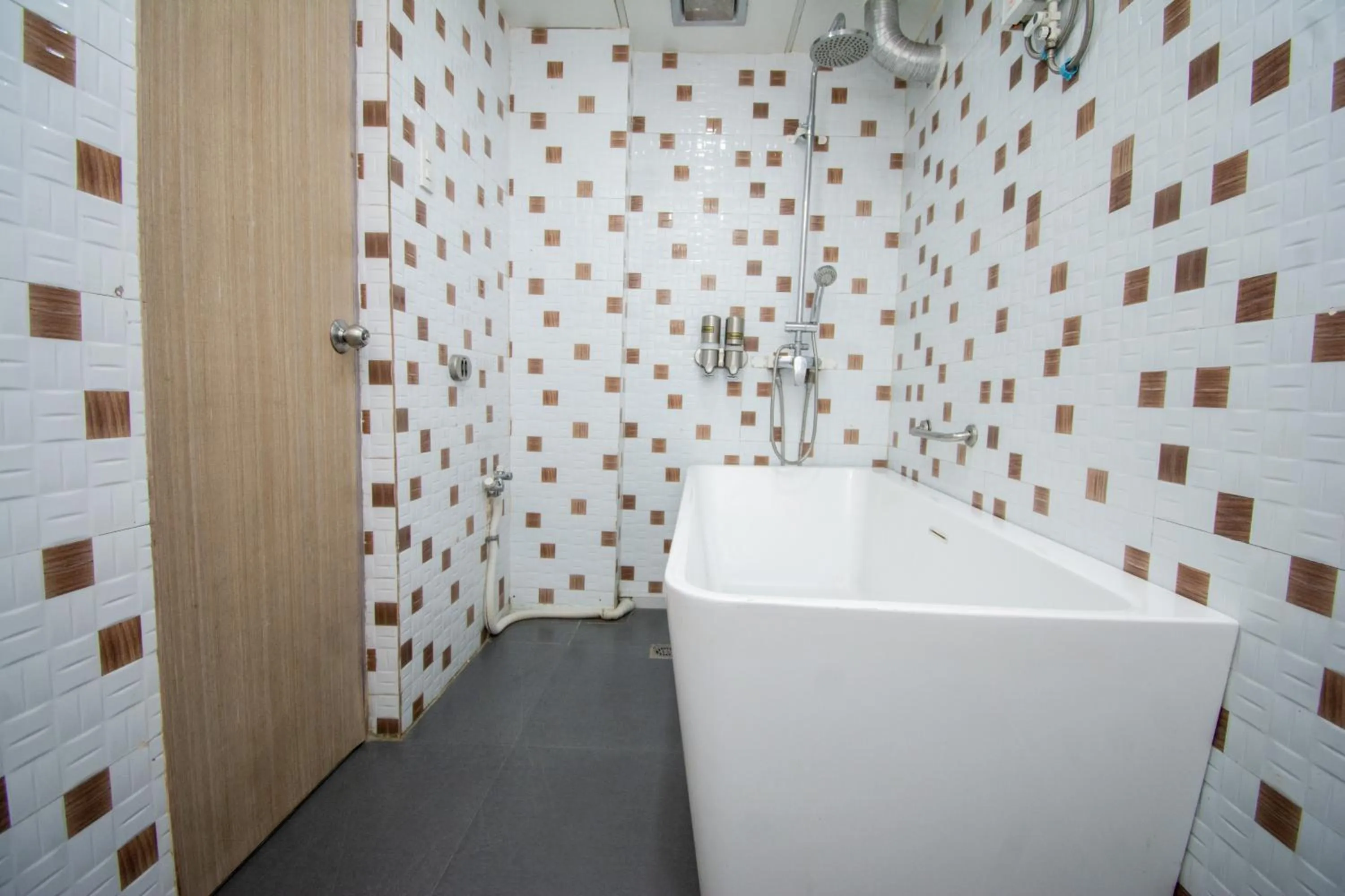 Emerald Island Hotel