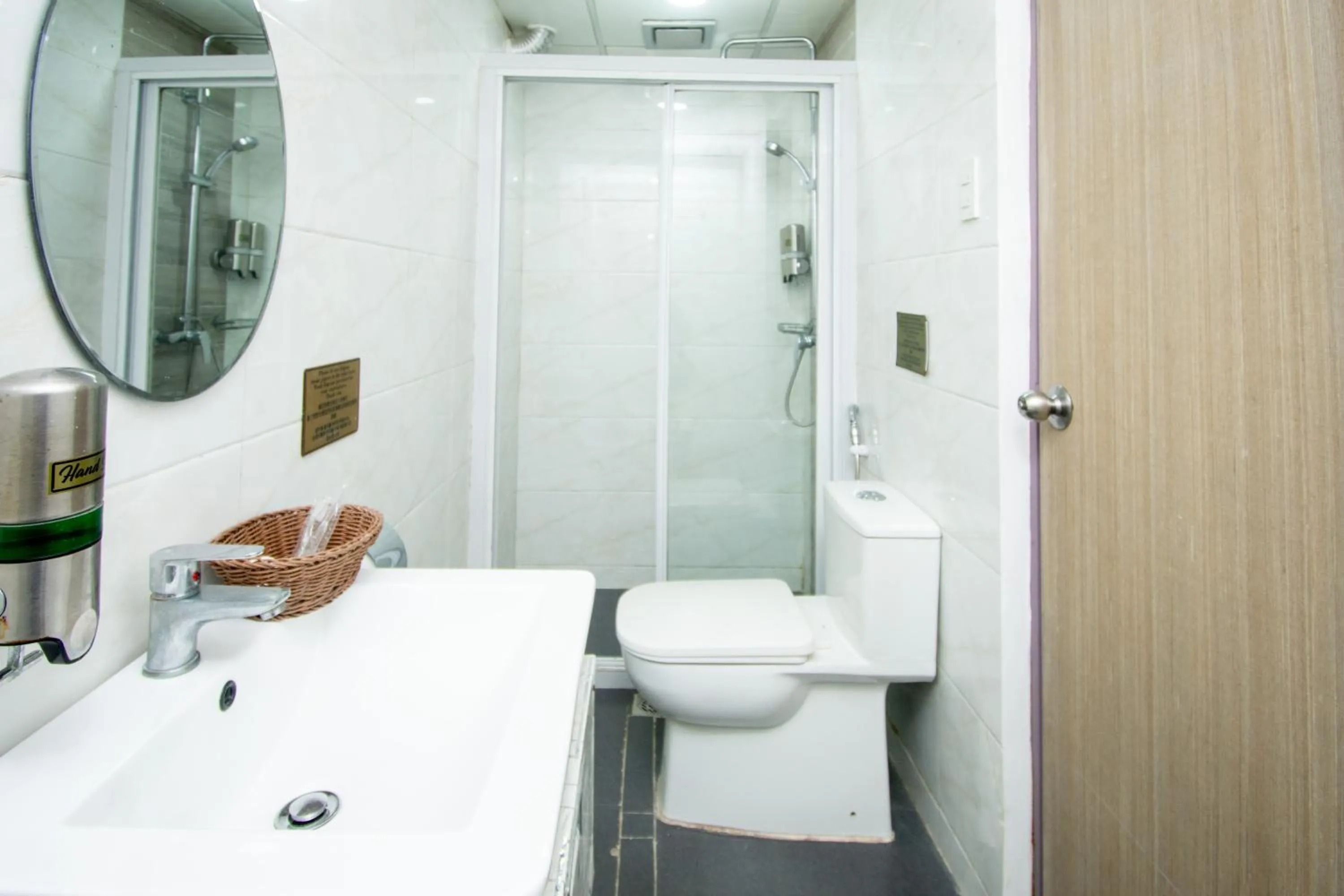 Emerald Island Hotel