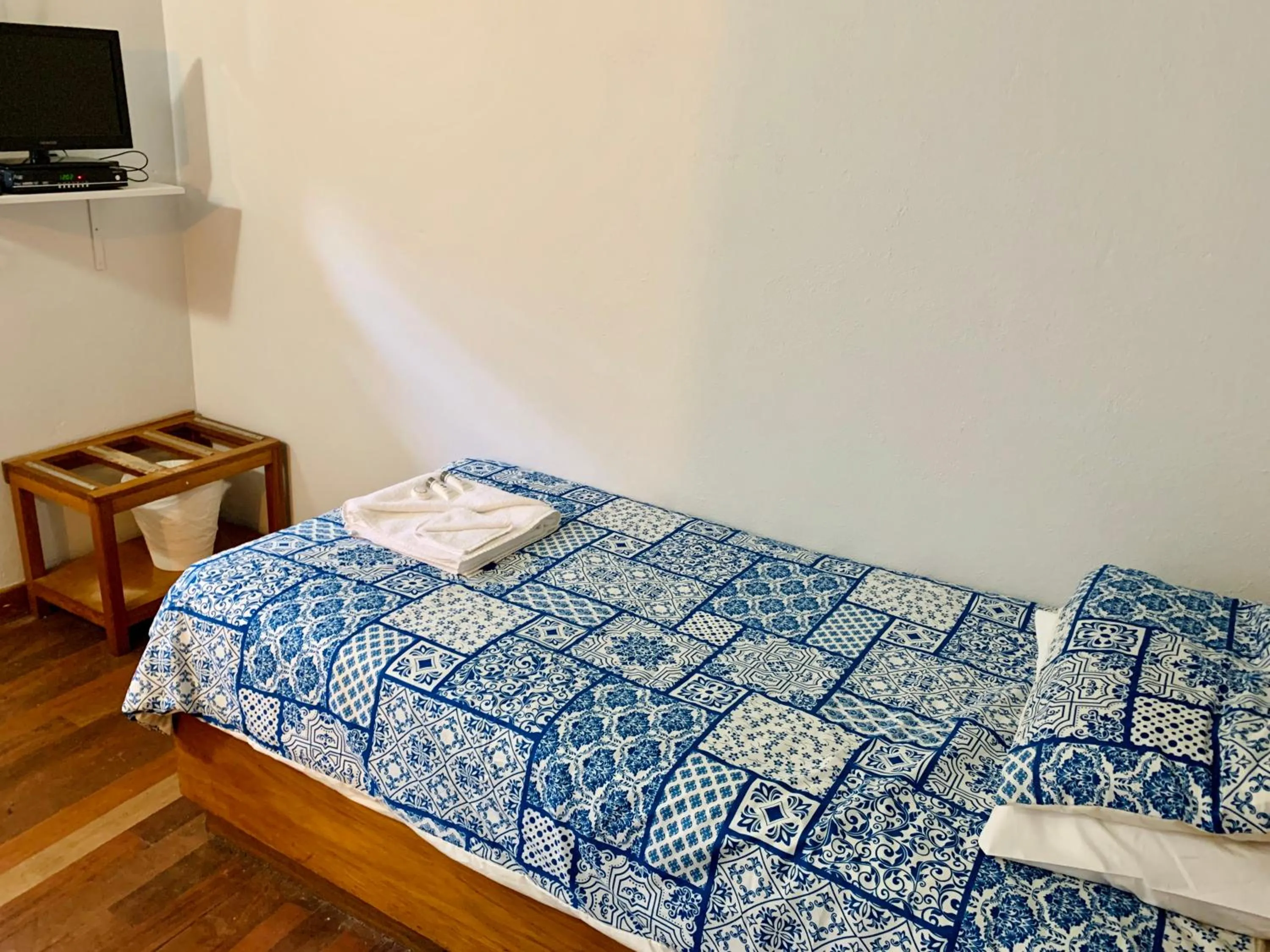 Bed in Coonalpyn Hotel