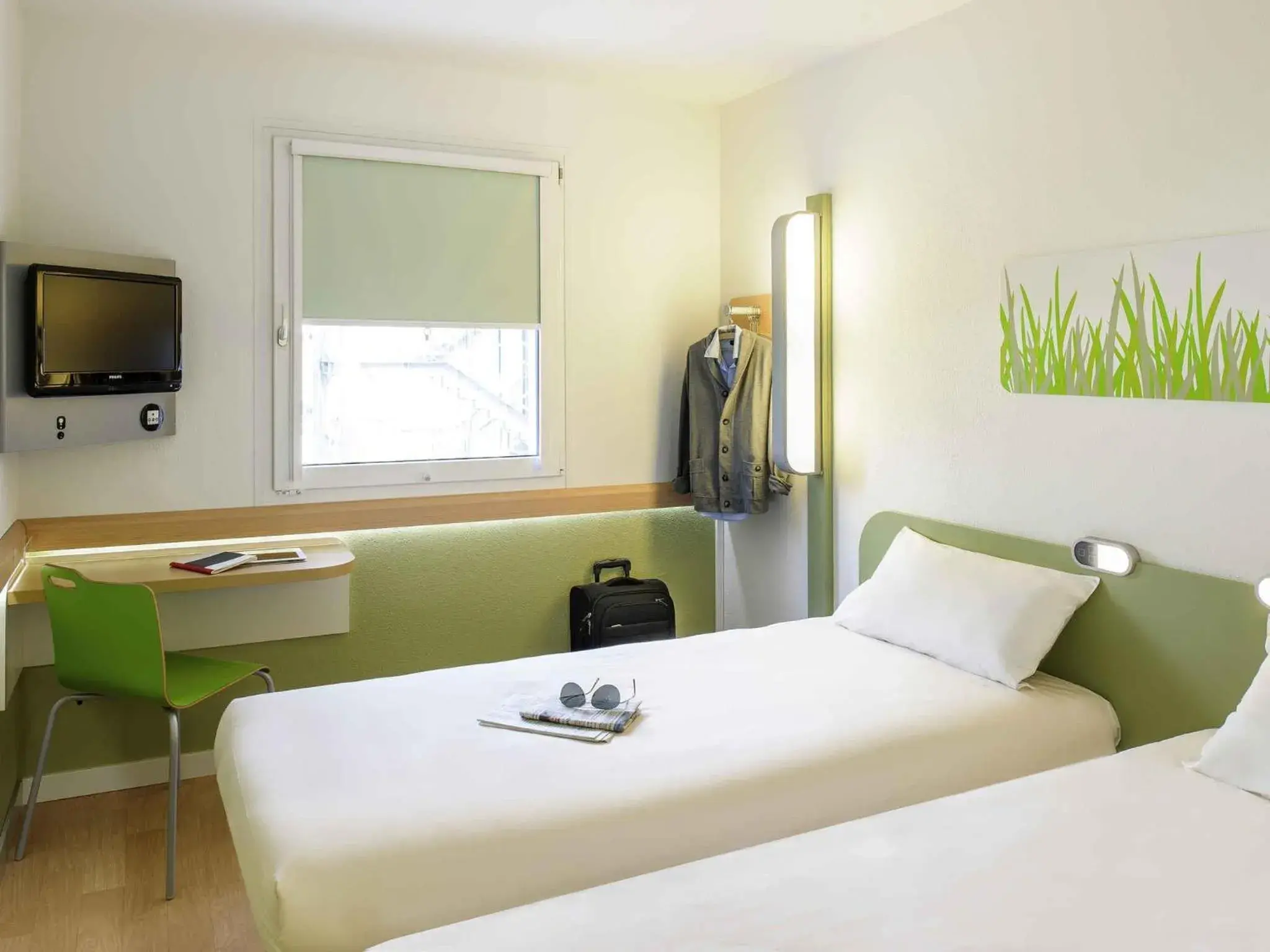 Twin Room in ibis budget Lyon Sud St Genis Laval Twin Room in ibis budget Lyon Sud St Genis Laval